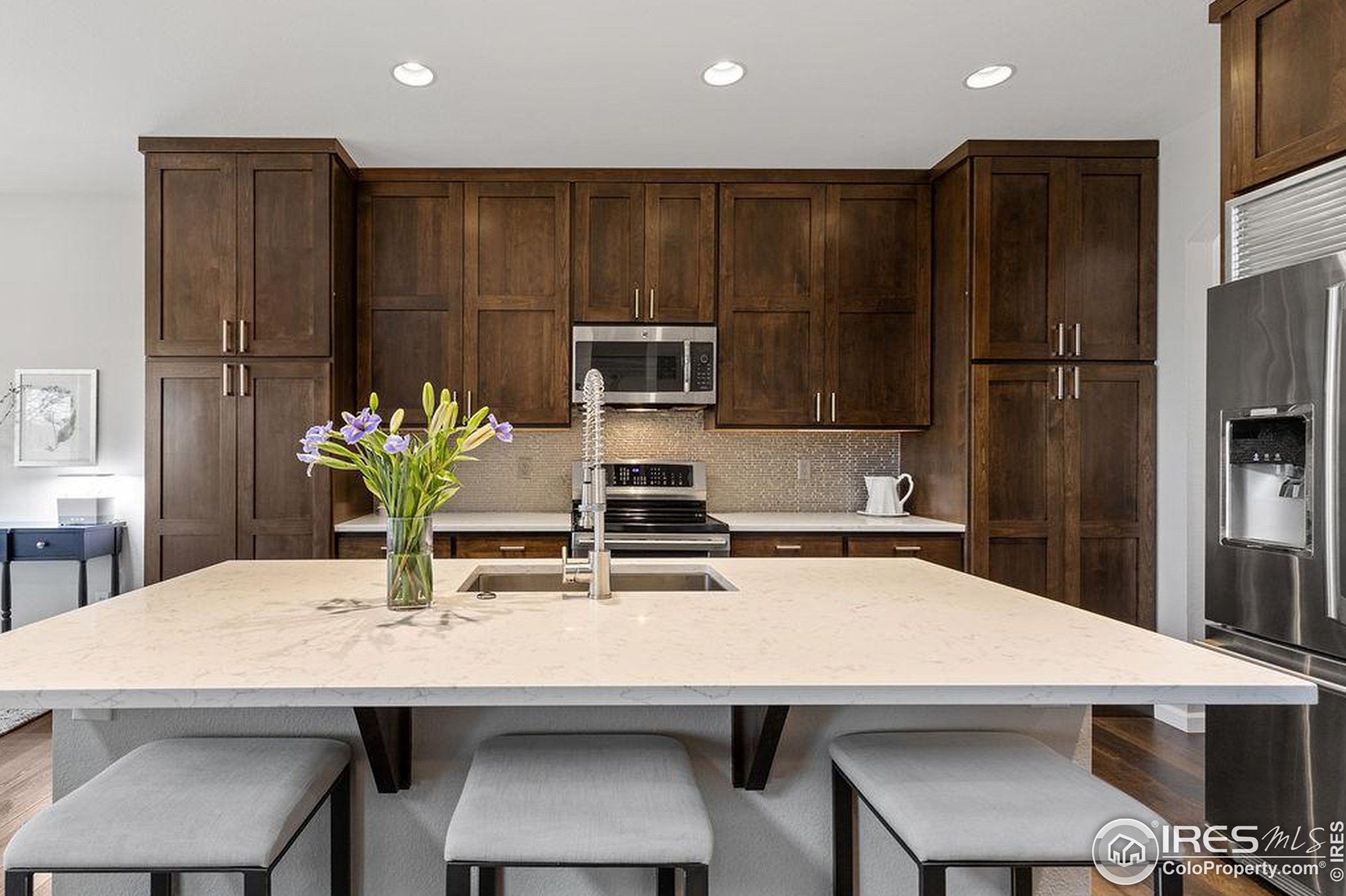 6770 Auburn Hills Dr, Fort Collins CO  80550-7033 exterior