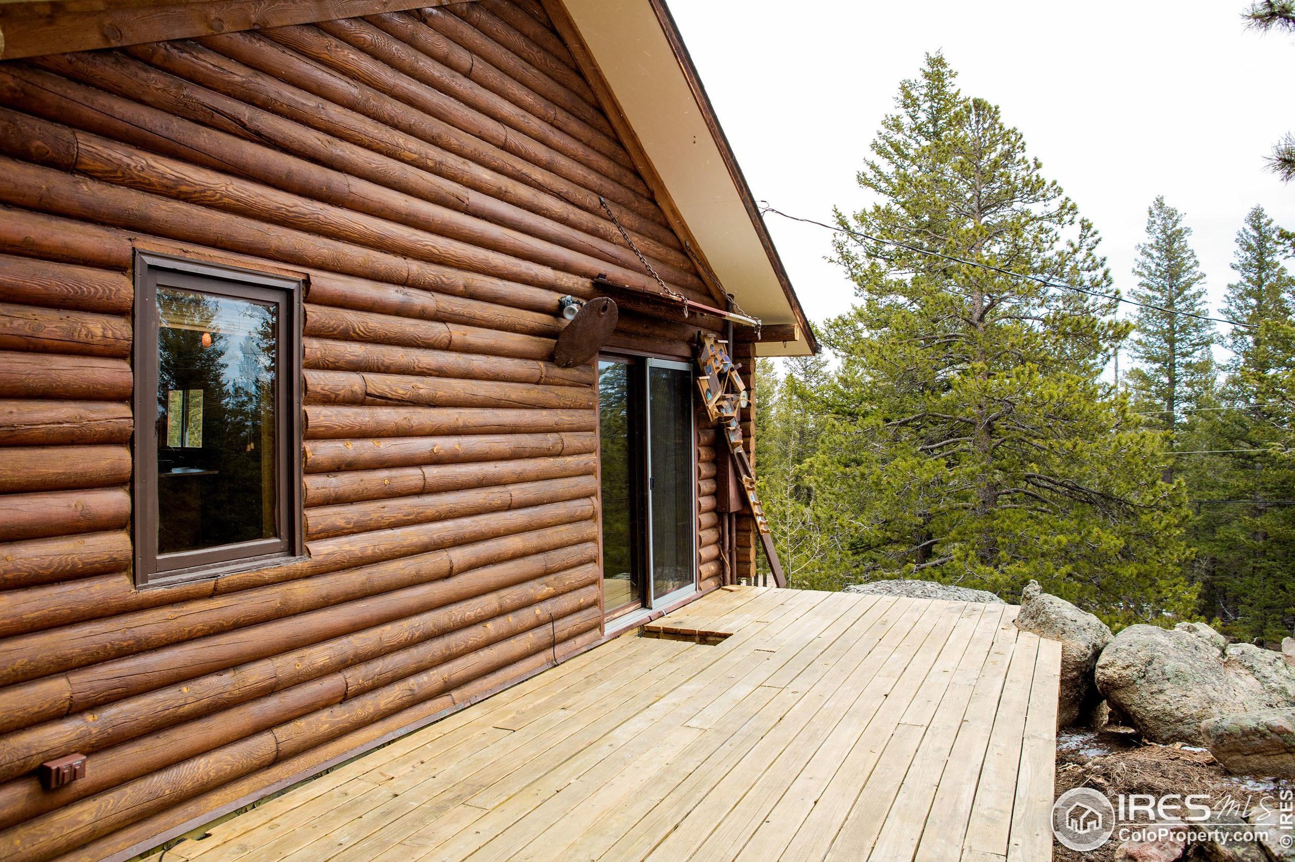 486 Okmulgee Cir, Red Feather Lakes CO 80545-8637 exterior