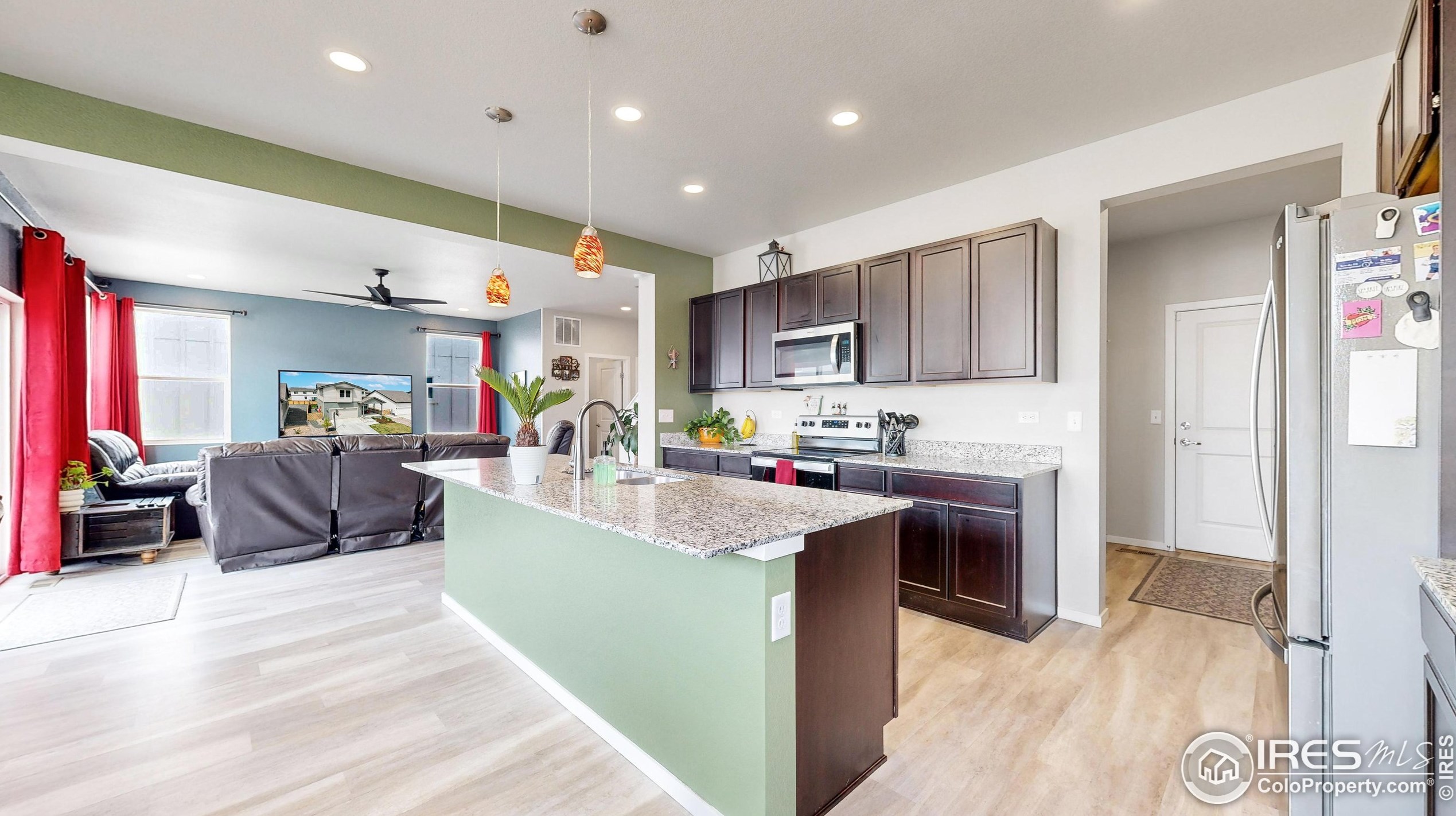 6627 7 St, Greeley CO 80631-2427 exterior