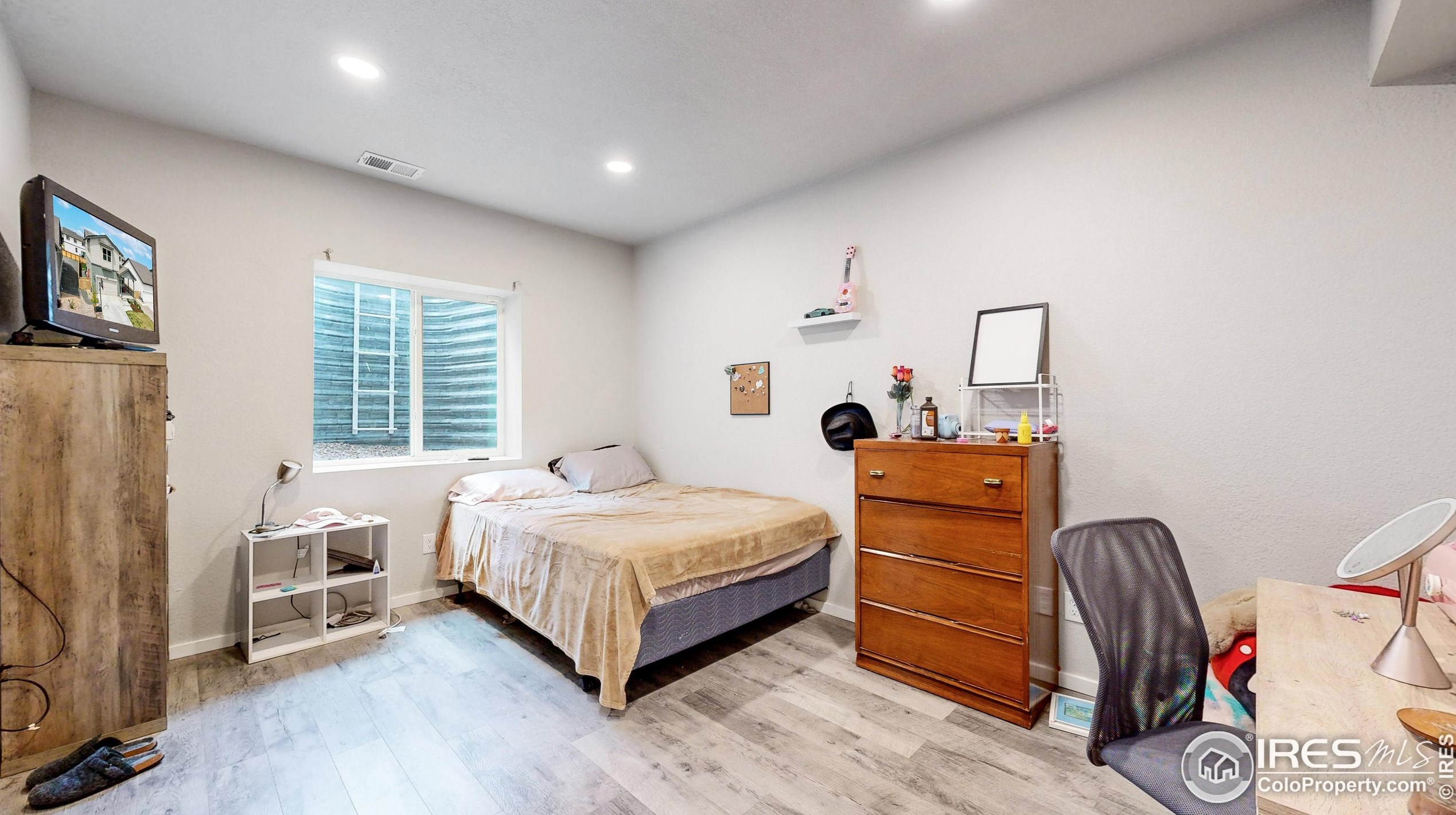 6627 7 St, Greeley CO 80631-2427 exterior