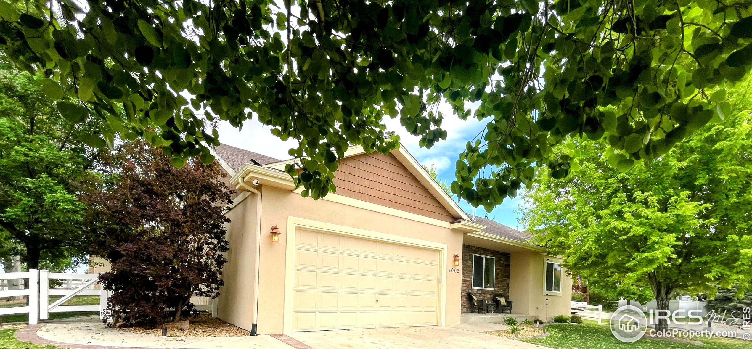 2002 Trail Ridge Dr, Eaton CO 80615-8626 exterior