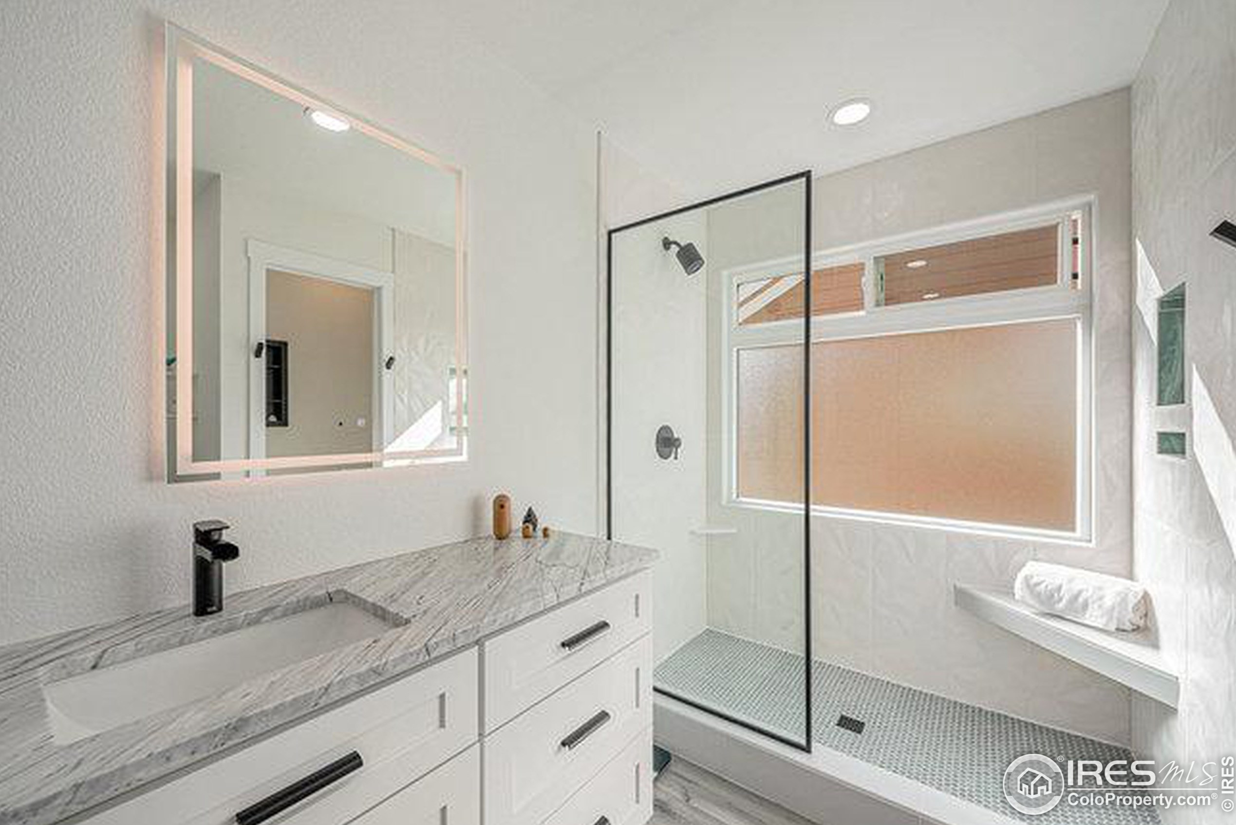 2531 Glen Isle Dr, Loveland CO  80538-5387 exterior