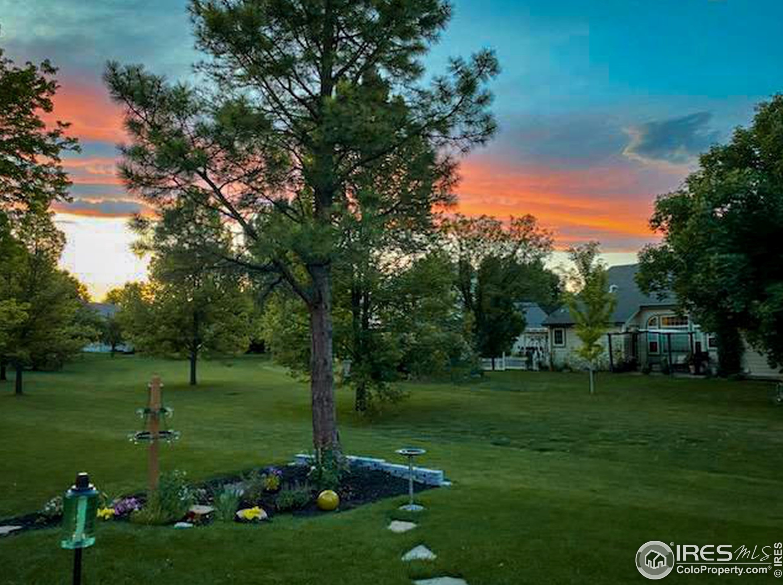 2531 Glen Isle Dr, Loveland CO  80538-5387 exterior