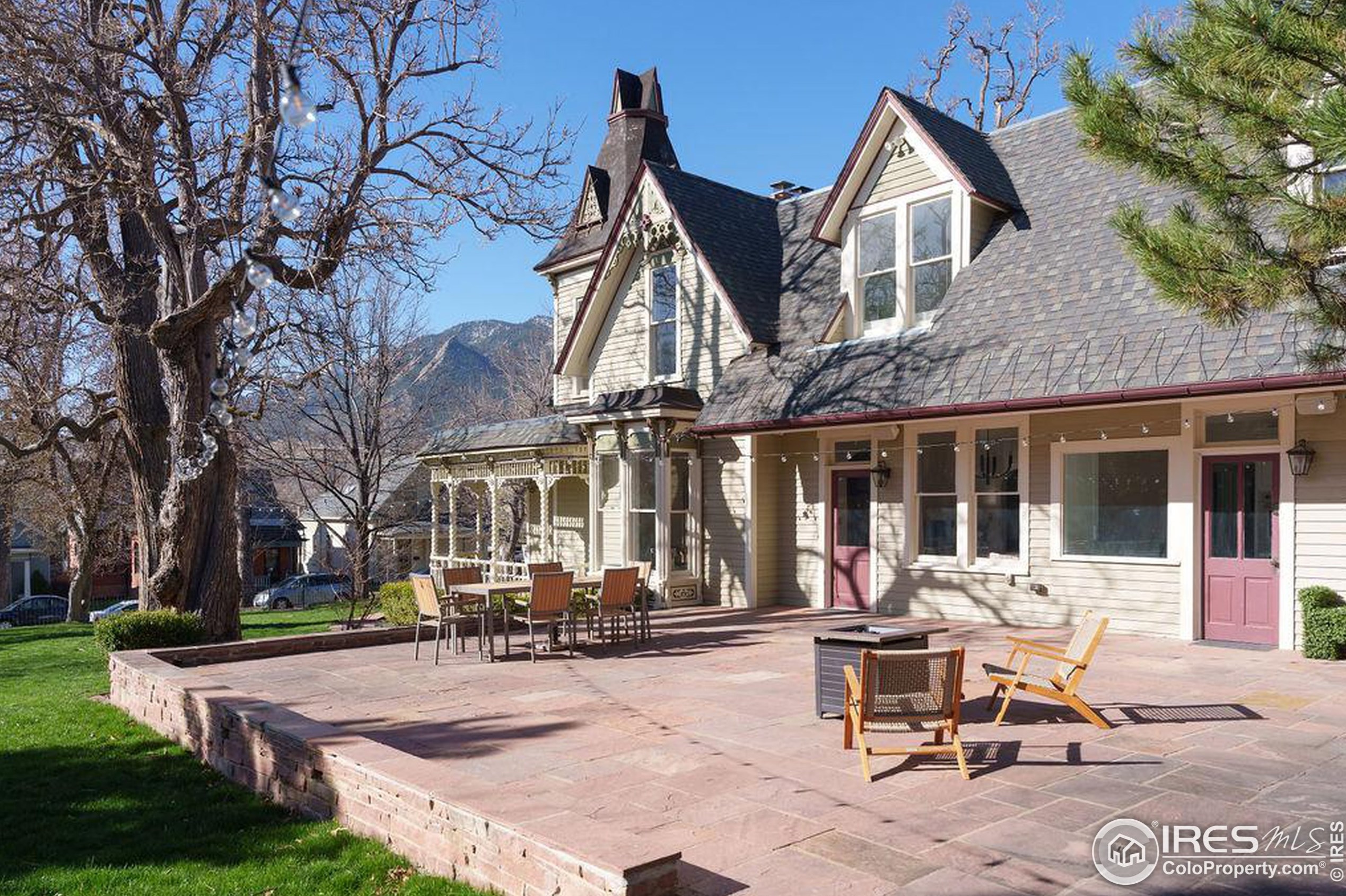 809 Pine St, Boulder CO  80302-4743 exterior