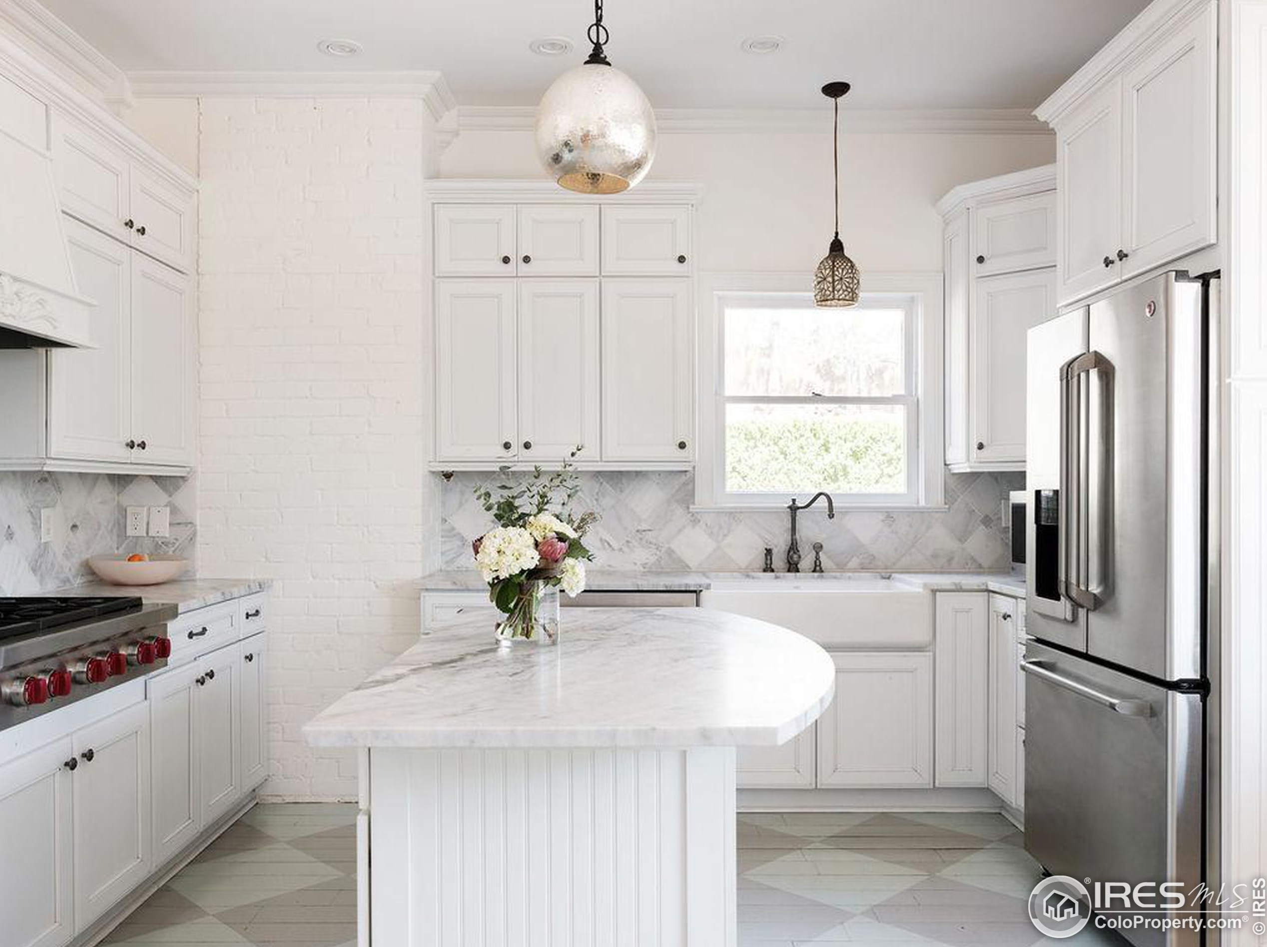 809 Pine St, Boulder CO  80302-4743 exterior