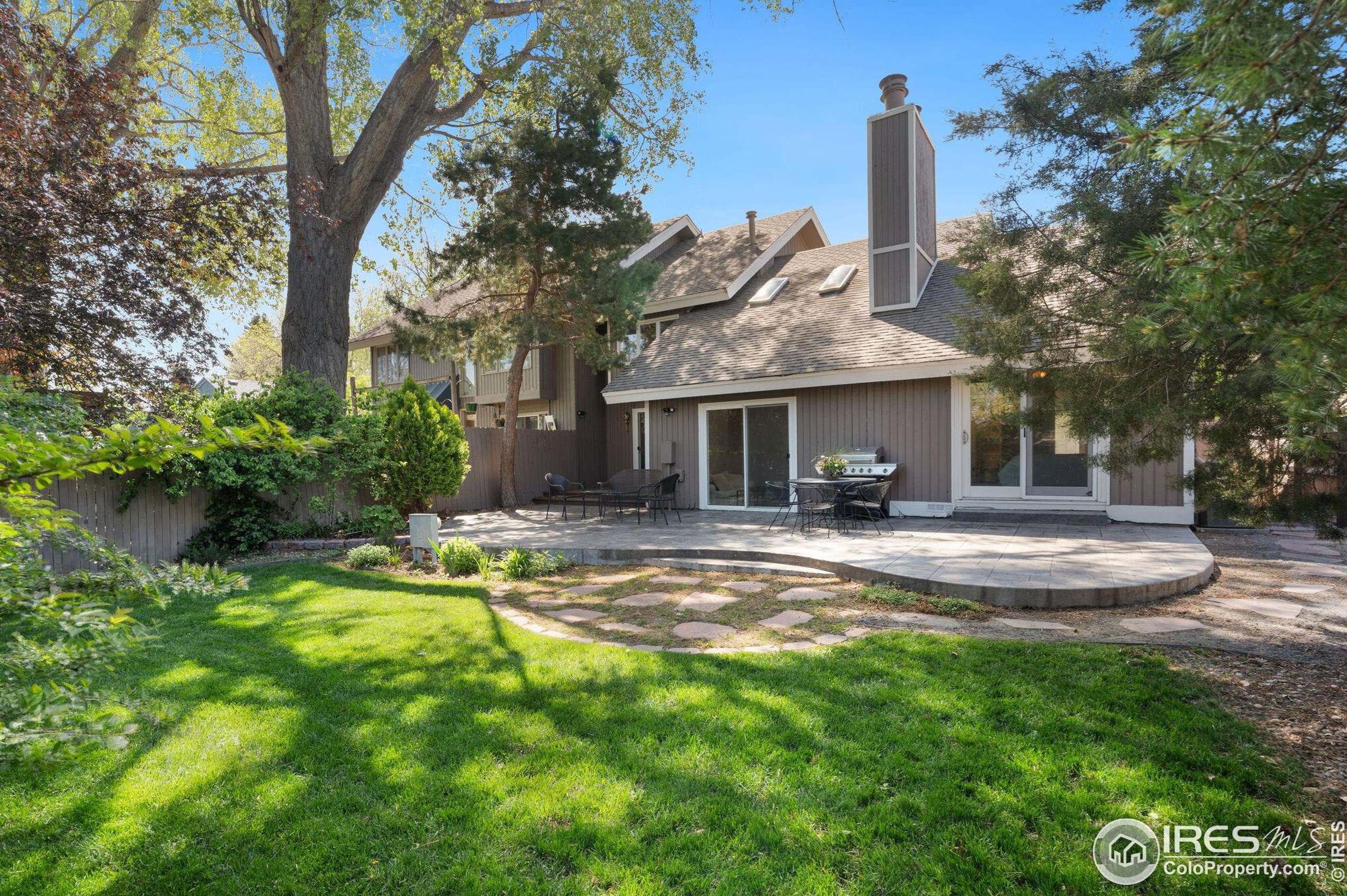 1208 Kirkwood Dr, Fort Collins CO  80525-1969 exterior