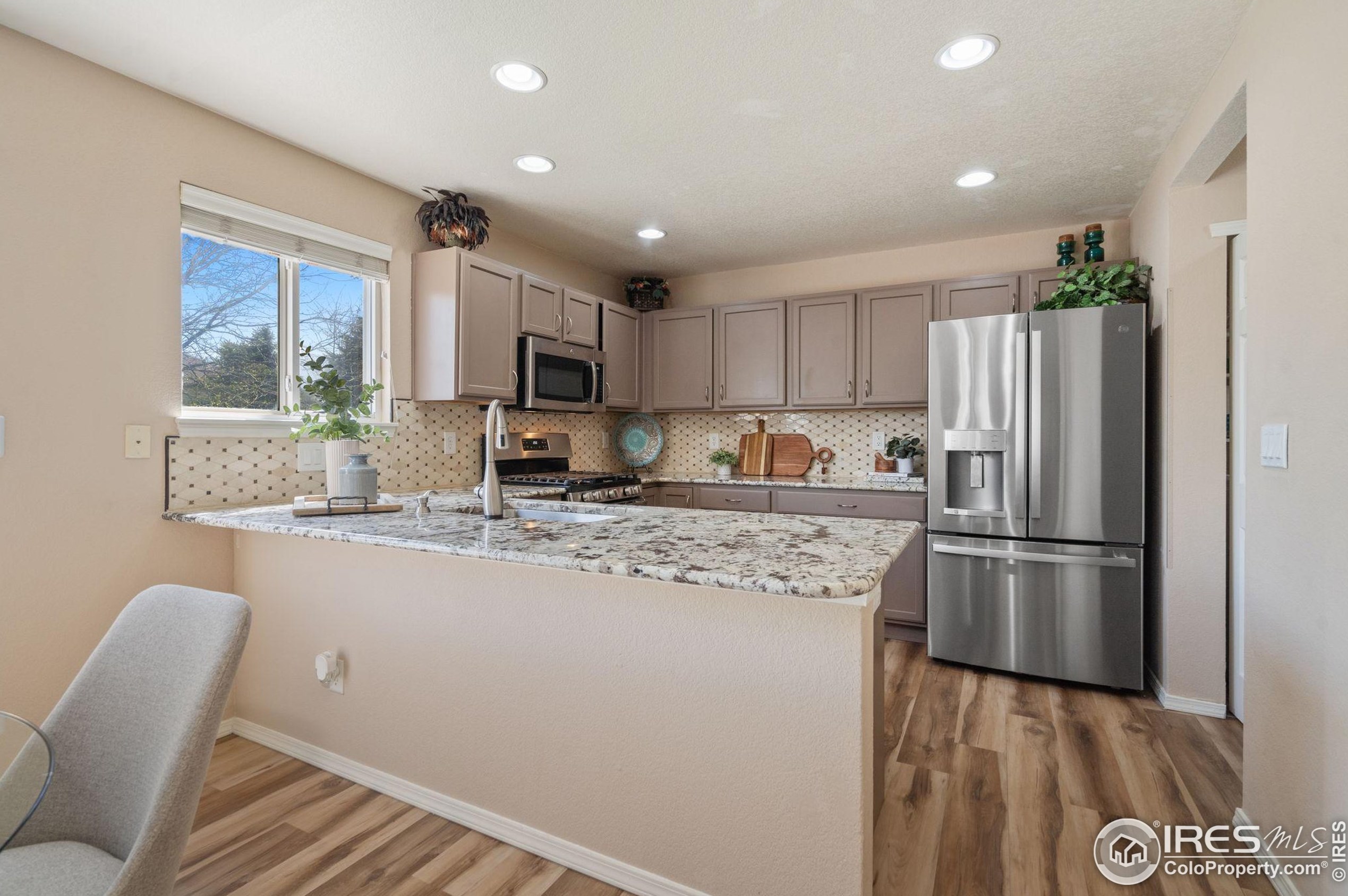1233 Intrepid Dr, Fort Collins CO  80526-9656 exterior