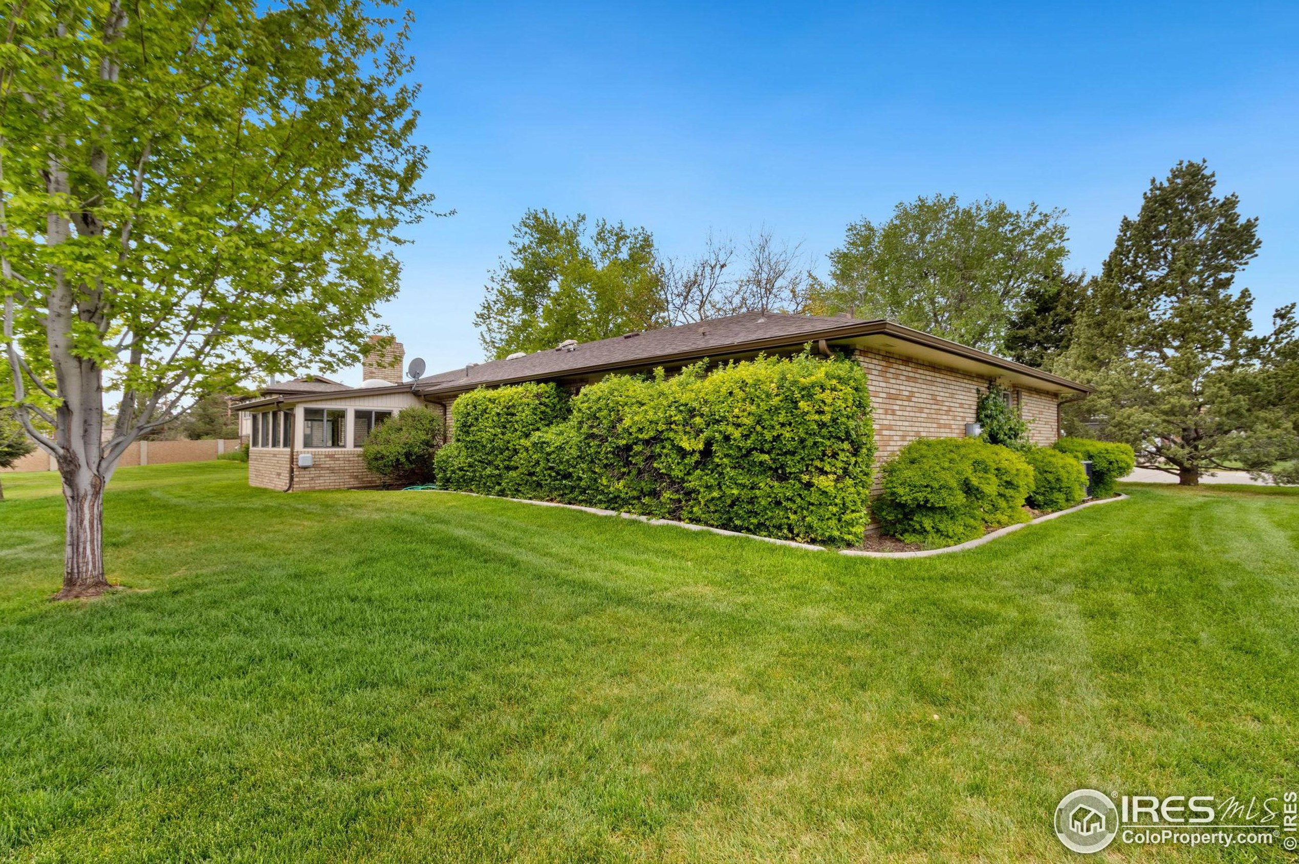 4489 Pioneer Dr, Greeley CO 80634-3117 exterior