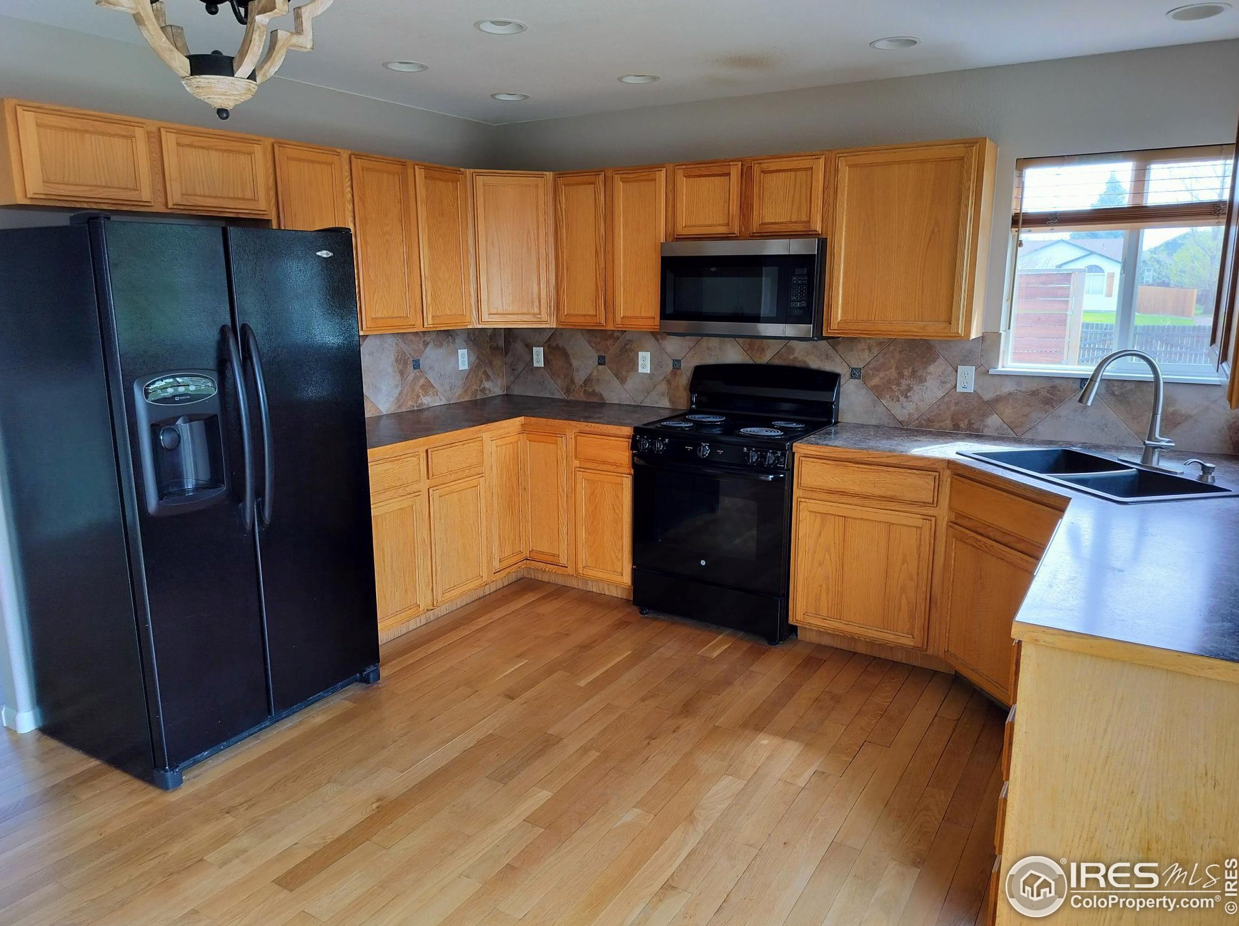 3362 Man O War Dr, Wellington CO 80549-3220 exterior