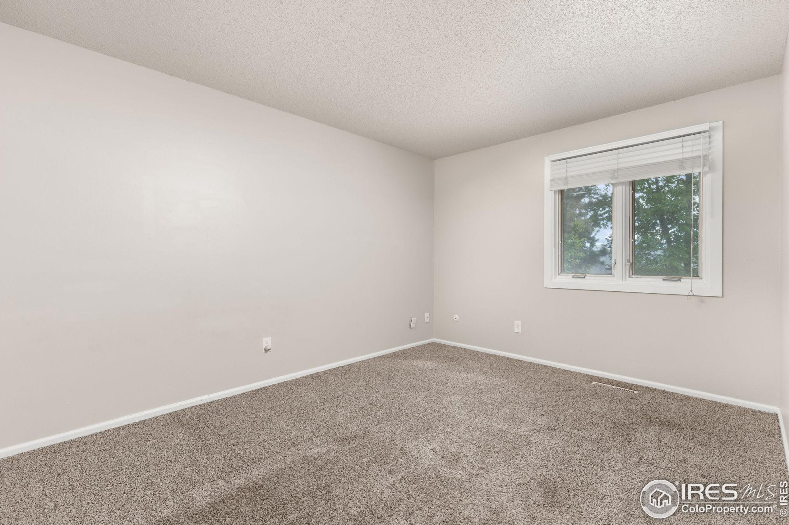 3922 21 St Rd, Greeley CO 80634-3839 exterior