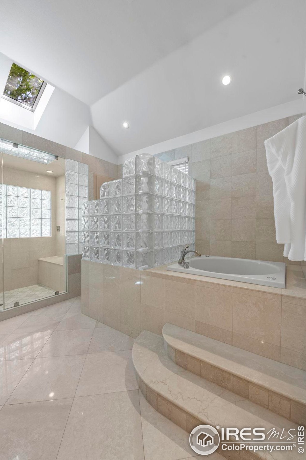 7358 Buckingham Ct, Boulder CO 80301-6410 exterior