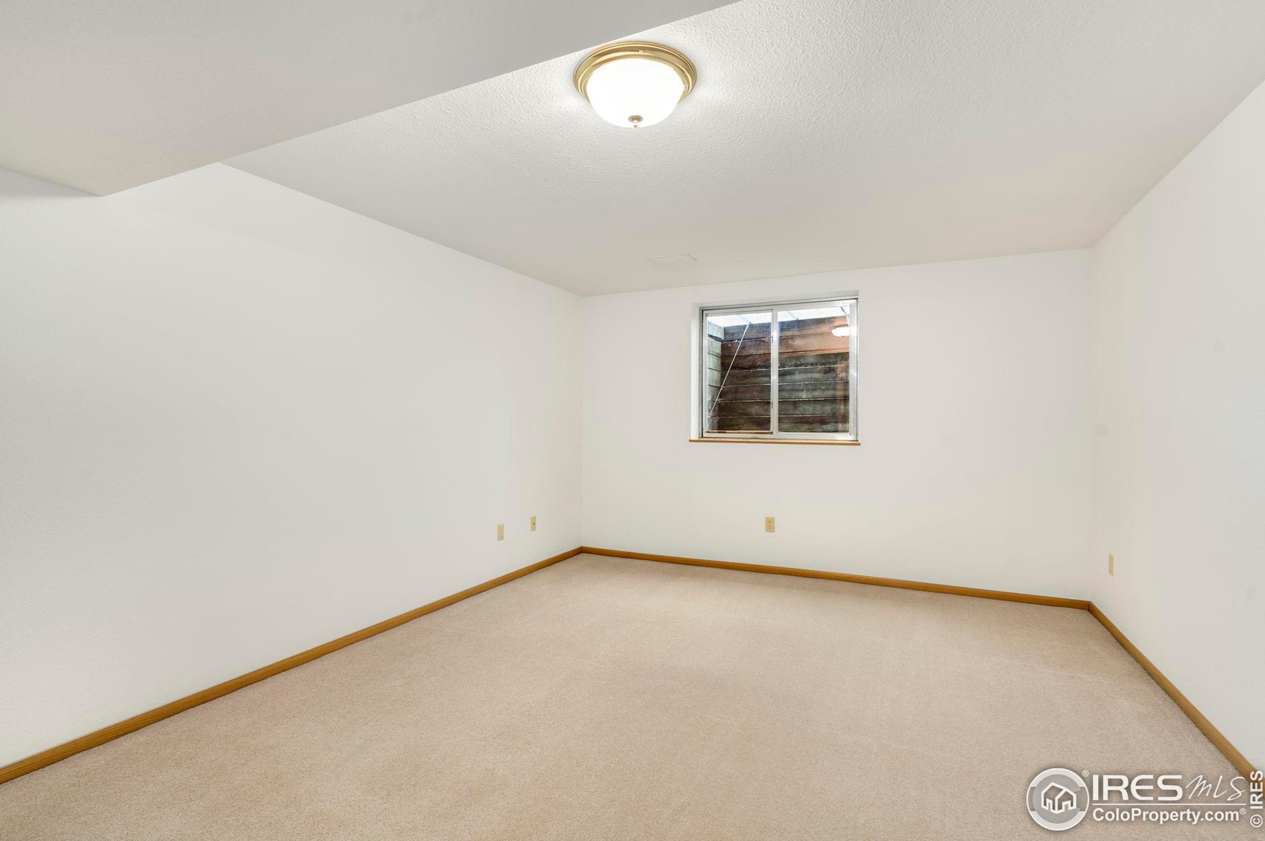 2486 Boise Ave, Loveland CO 80537-8872 exterior