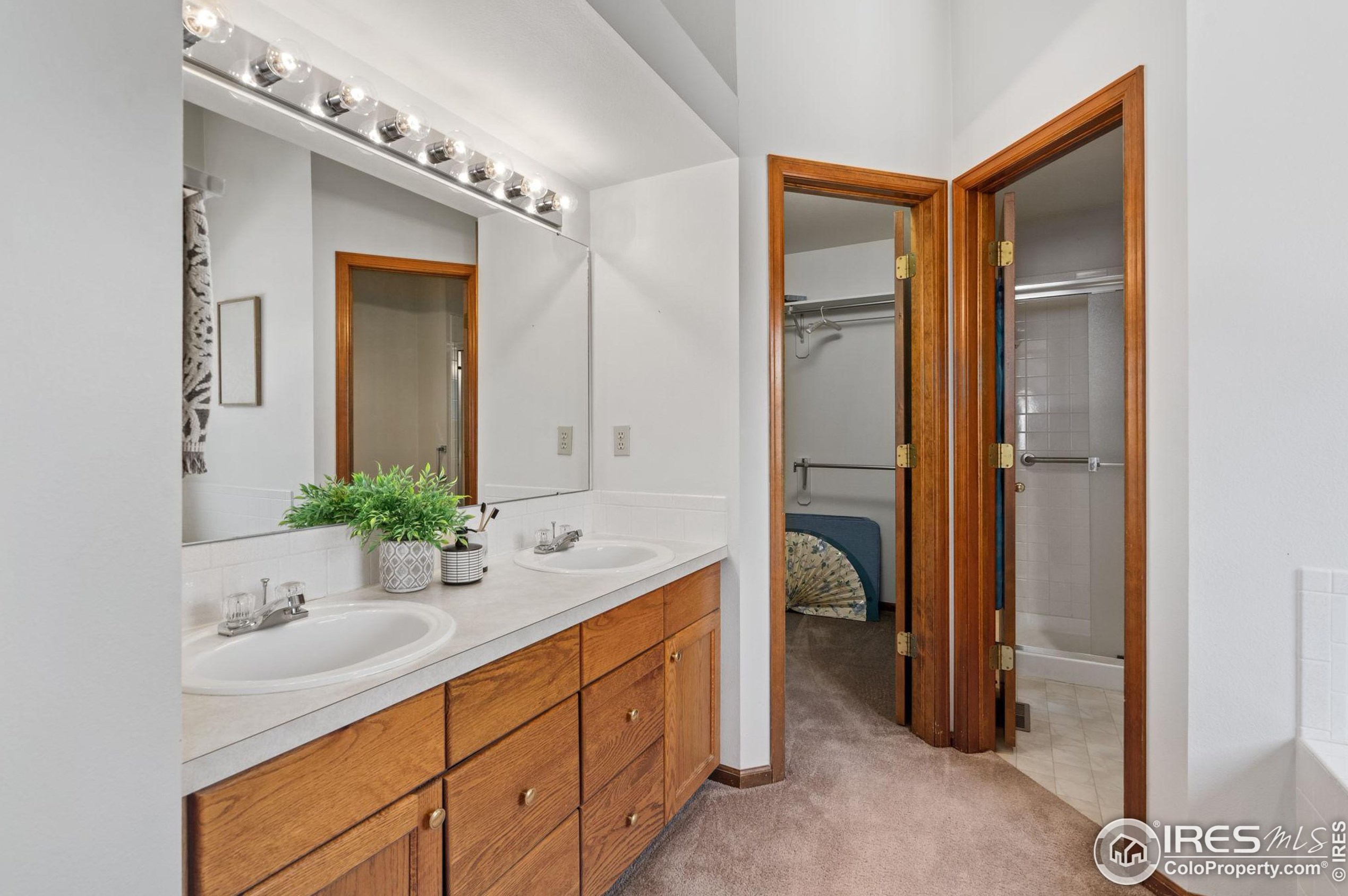 1906 Glenview Ct, Fort Collins CO  80526-3321 exterior