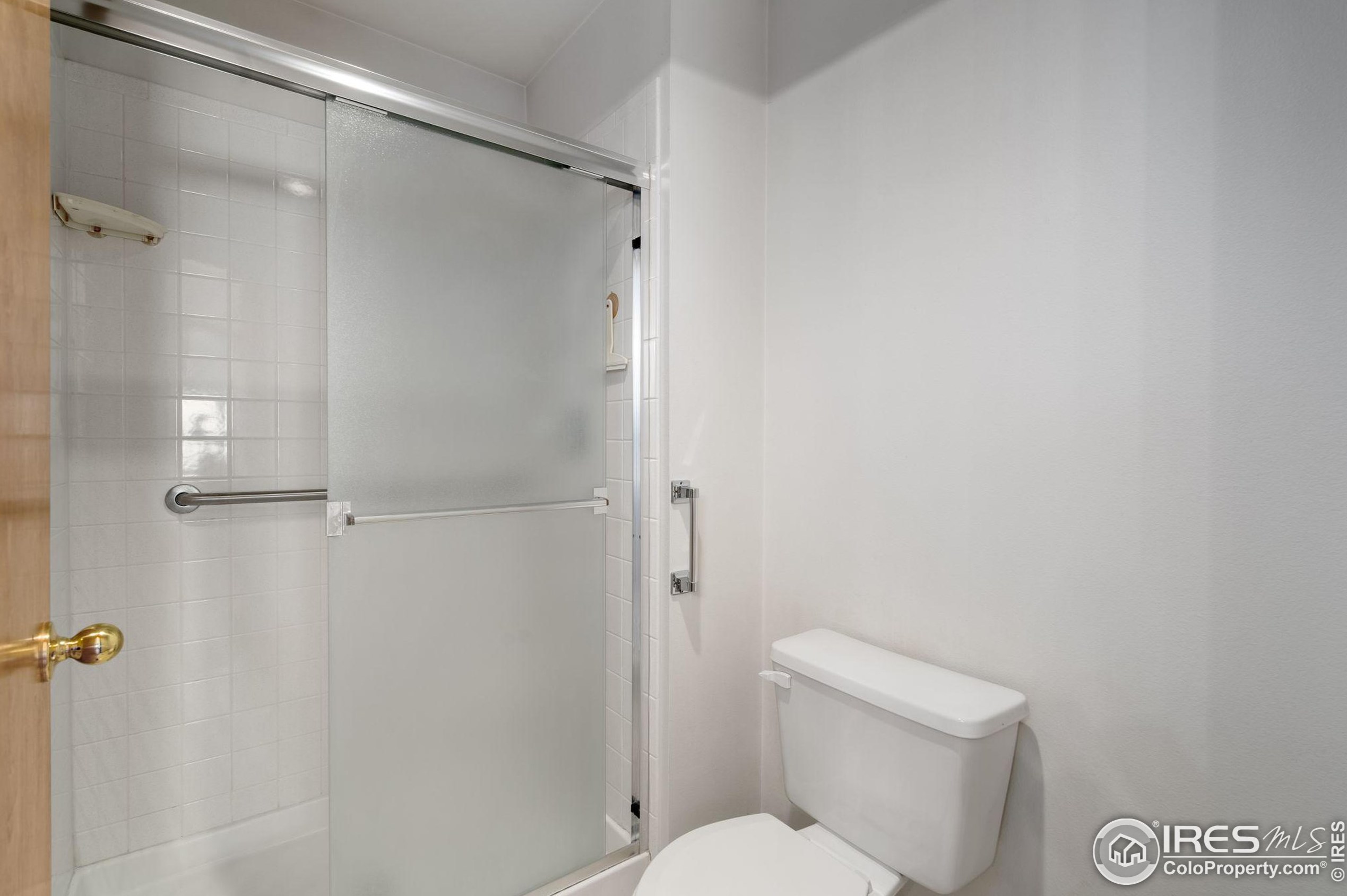 1906 Glenview Ct, Fort Collins CO  80526-3321 exterior