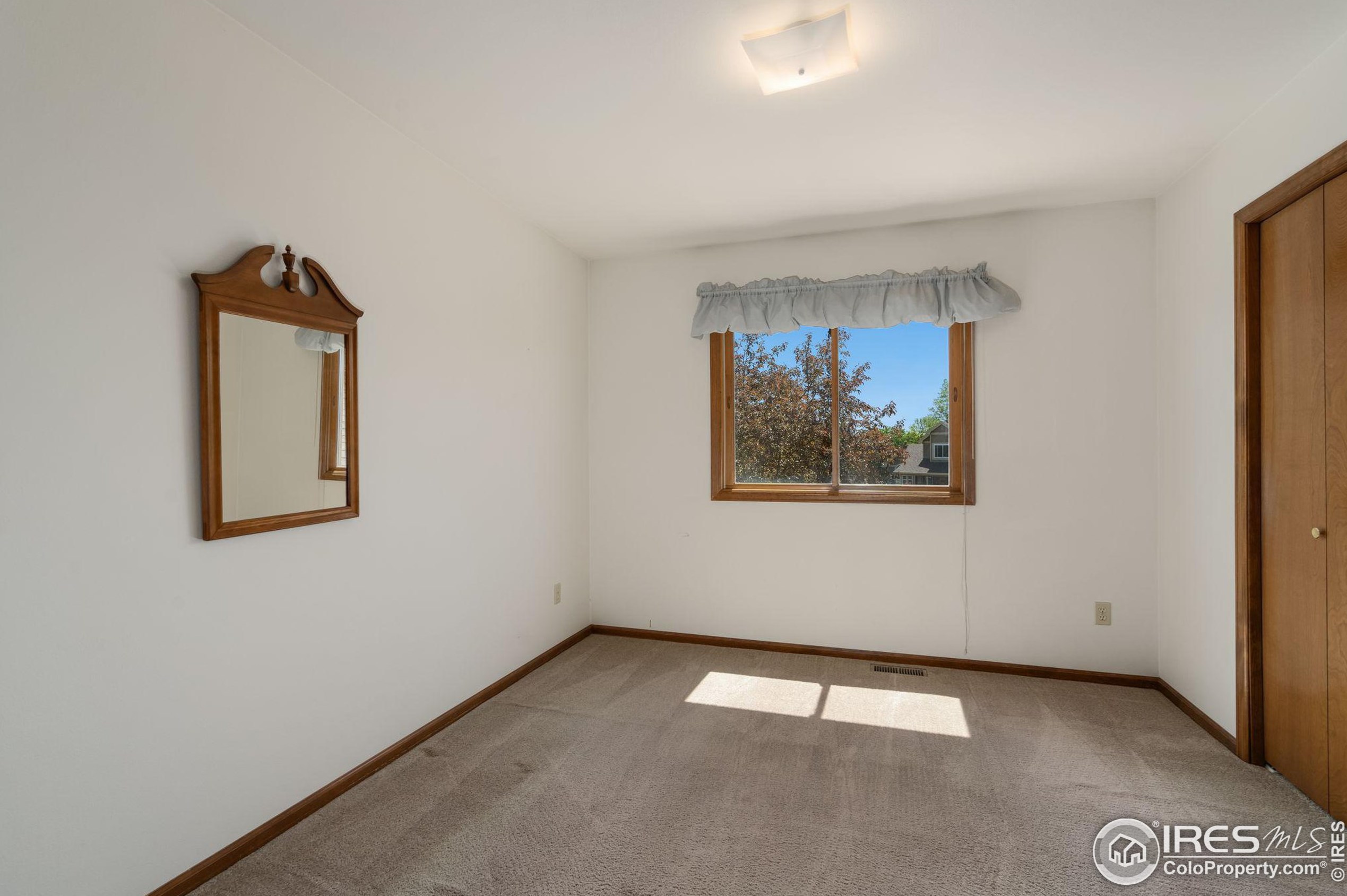 1906 Glenview Ct, Fort Collins CO  80526-3321 exterior