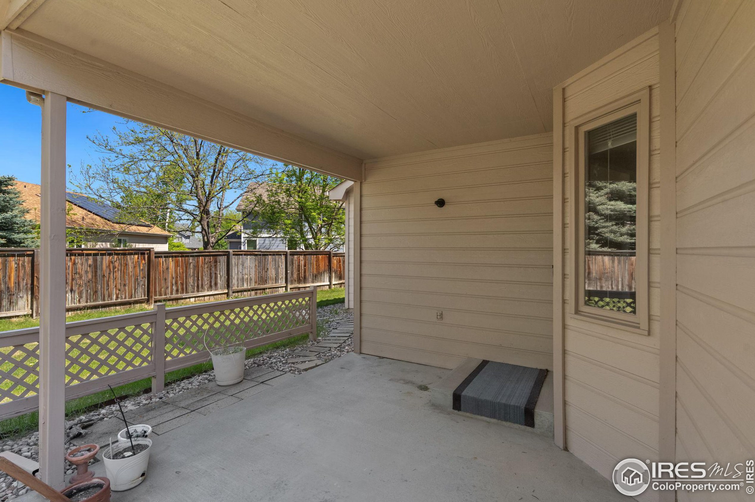 1906 Glenview Ct, Fort Collins CO  80526-3321 exterior