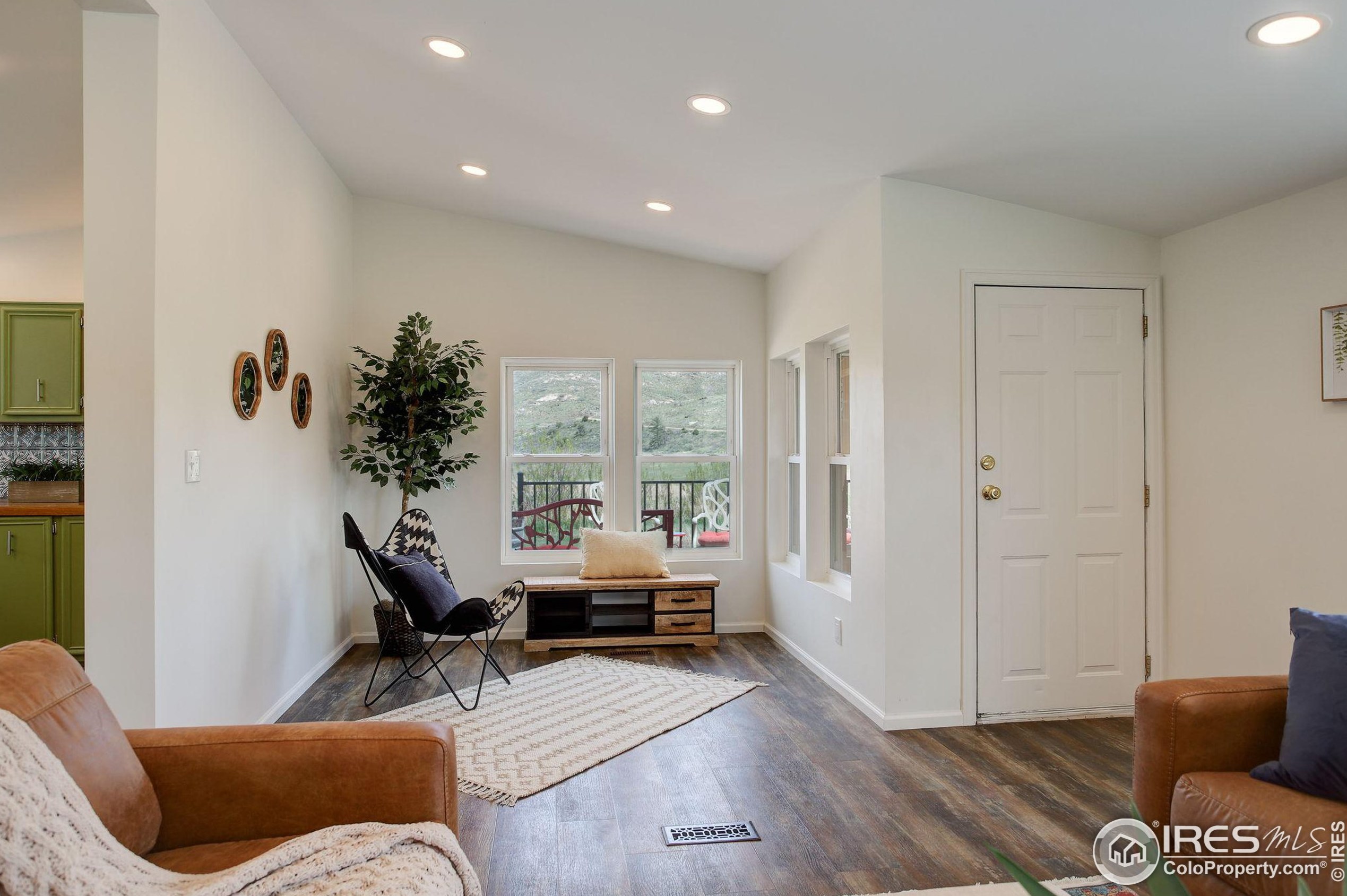 986 Deer Mdw Way, Red Feather Lakes CO 80536-9505 exterior