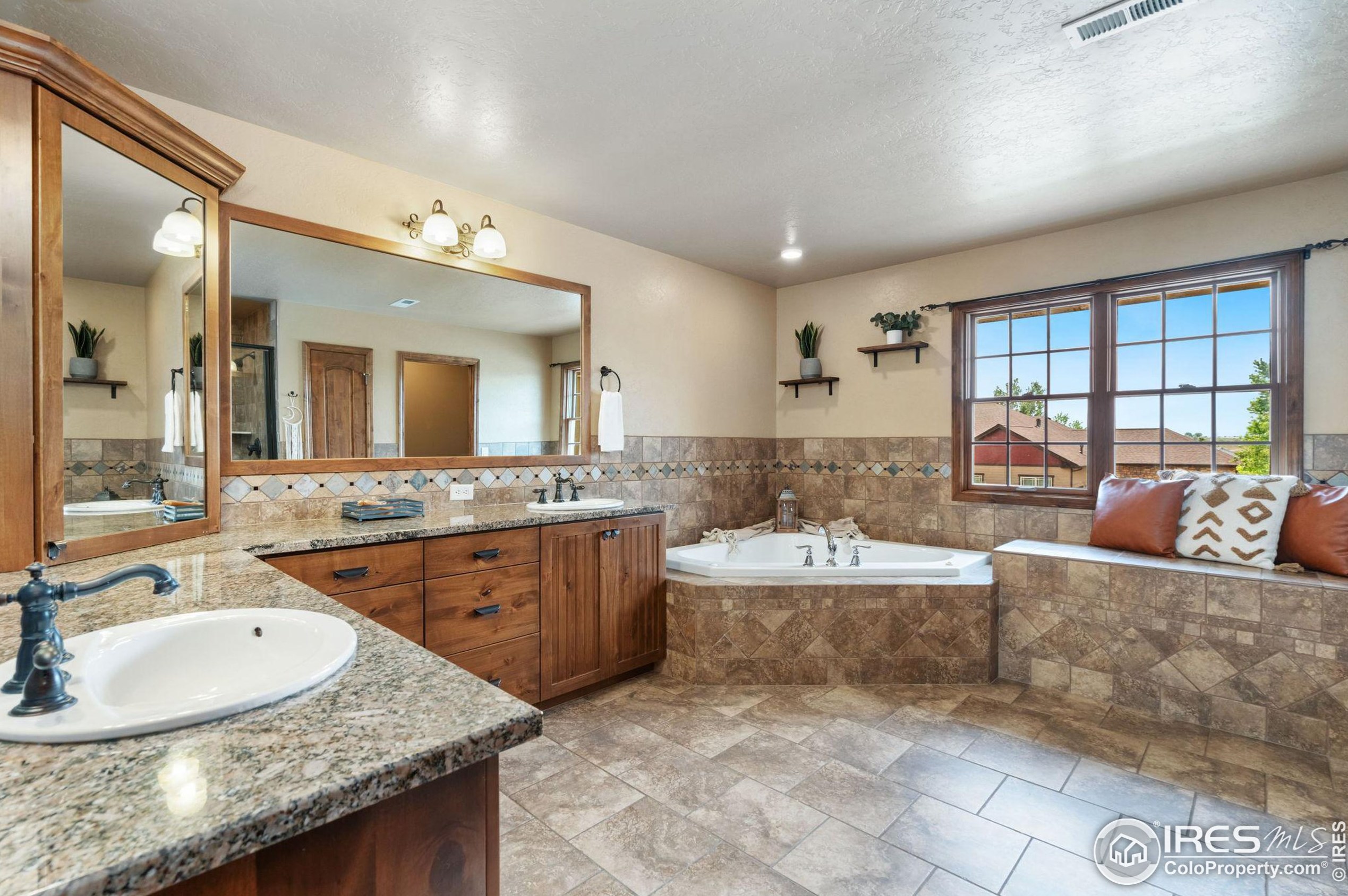 3304 70th Ave, Greeley CO 80634-8626 exterior