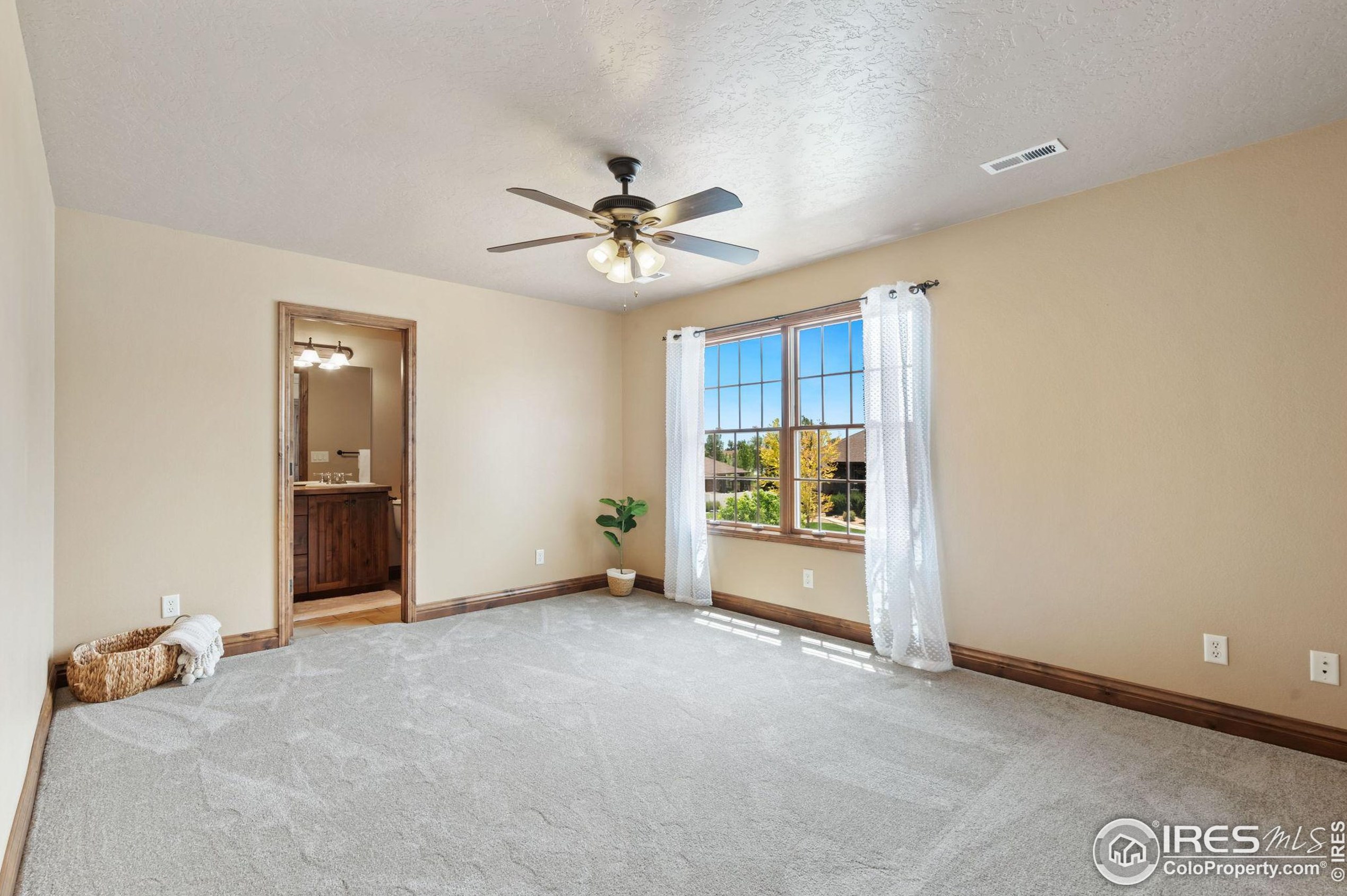 3304 70th Ave, Greeley CO 80634-8626 exterior