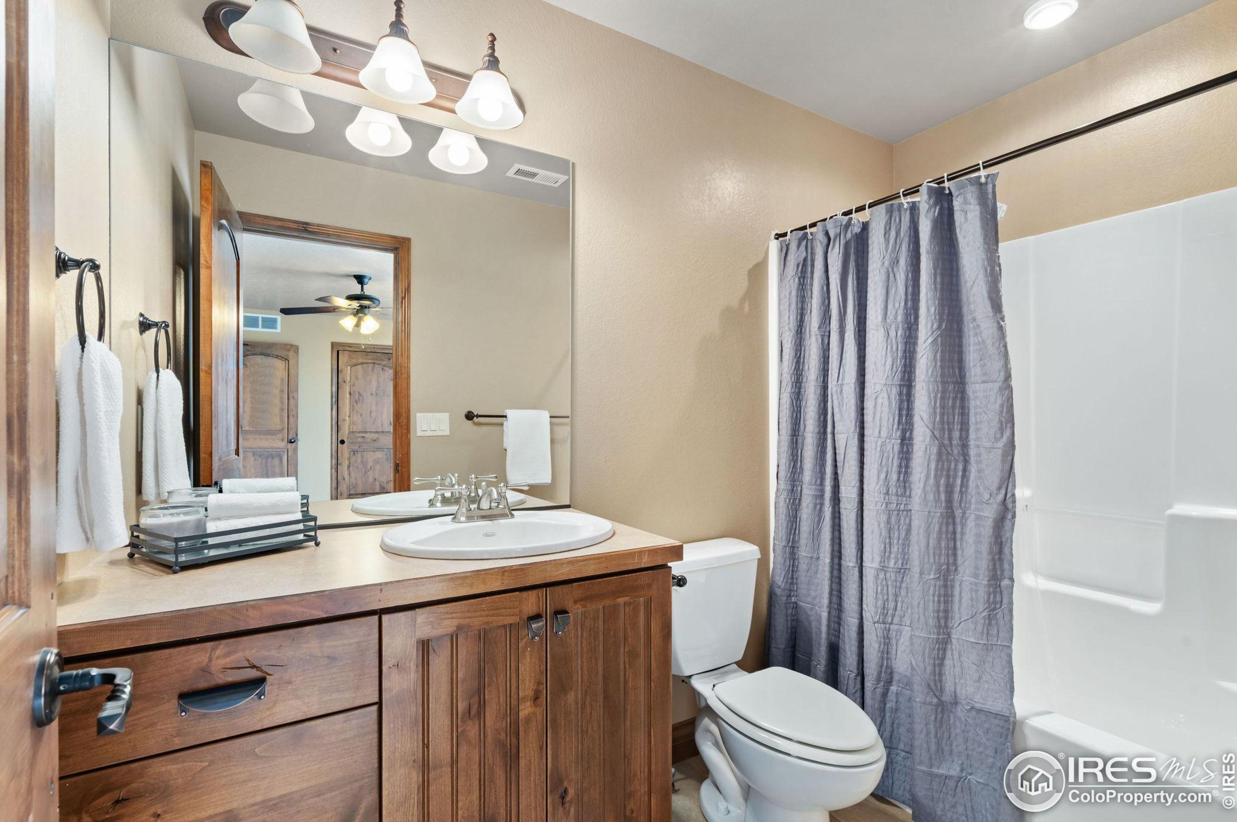 3304 70th Ave, Greeley CO 80634-8626 exterior