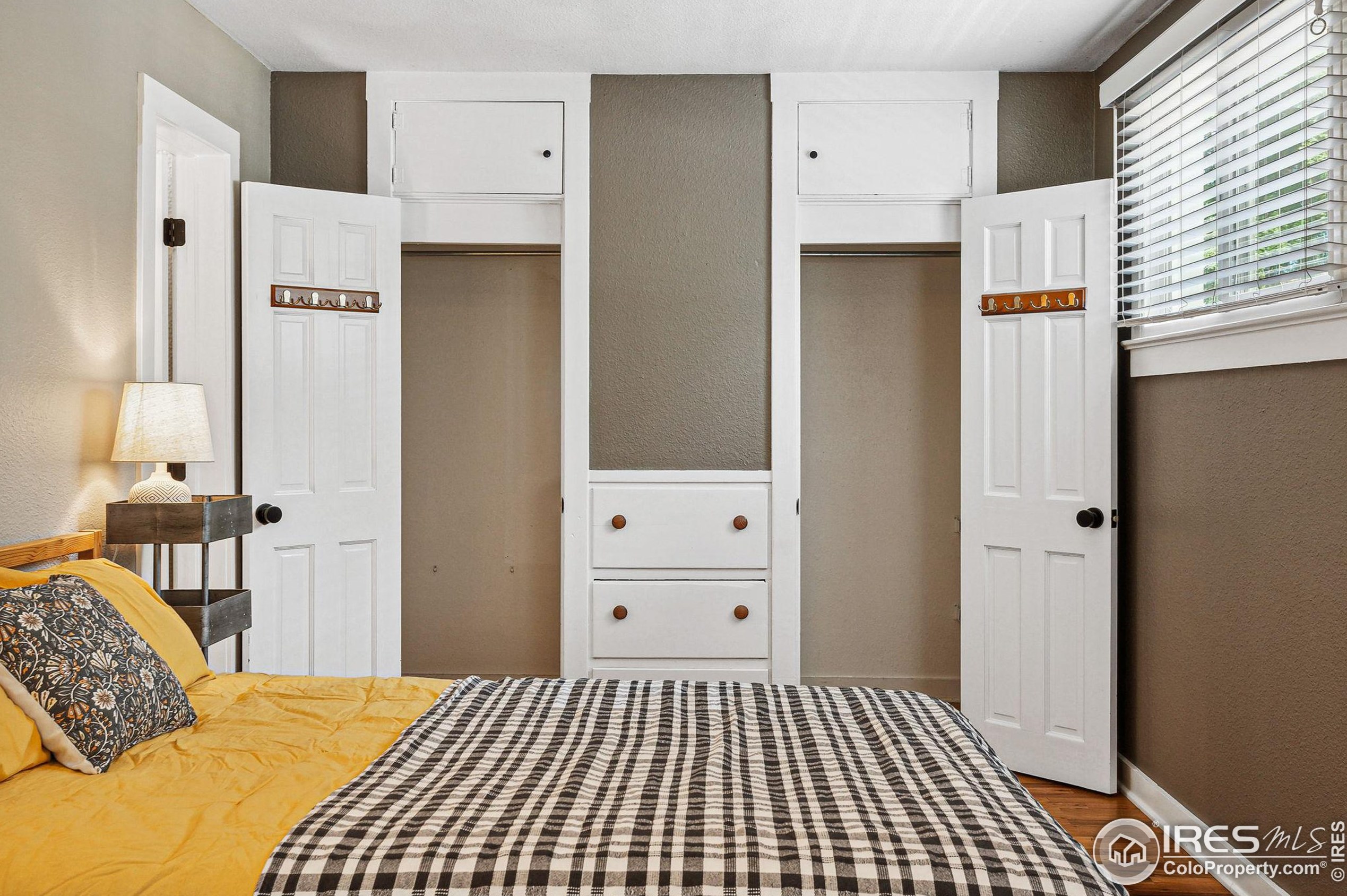 2247 Walnut St, Boulder CO 80302-4618 exterior