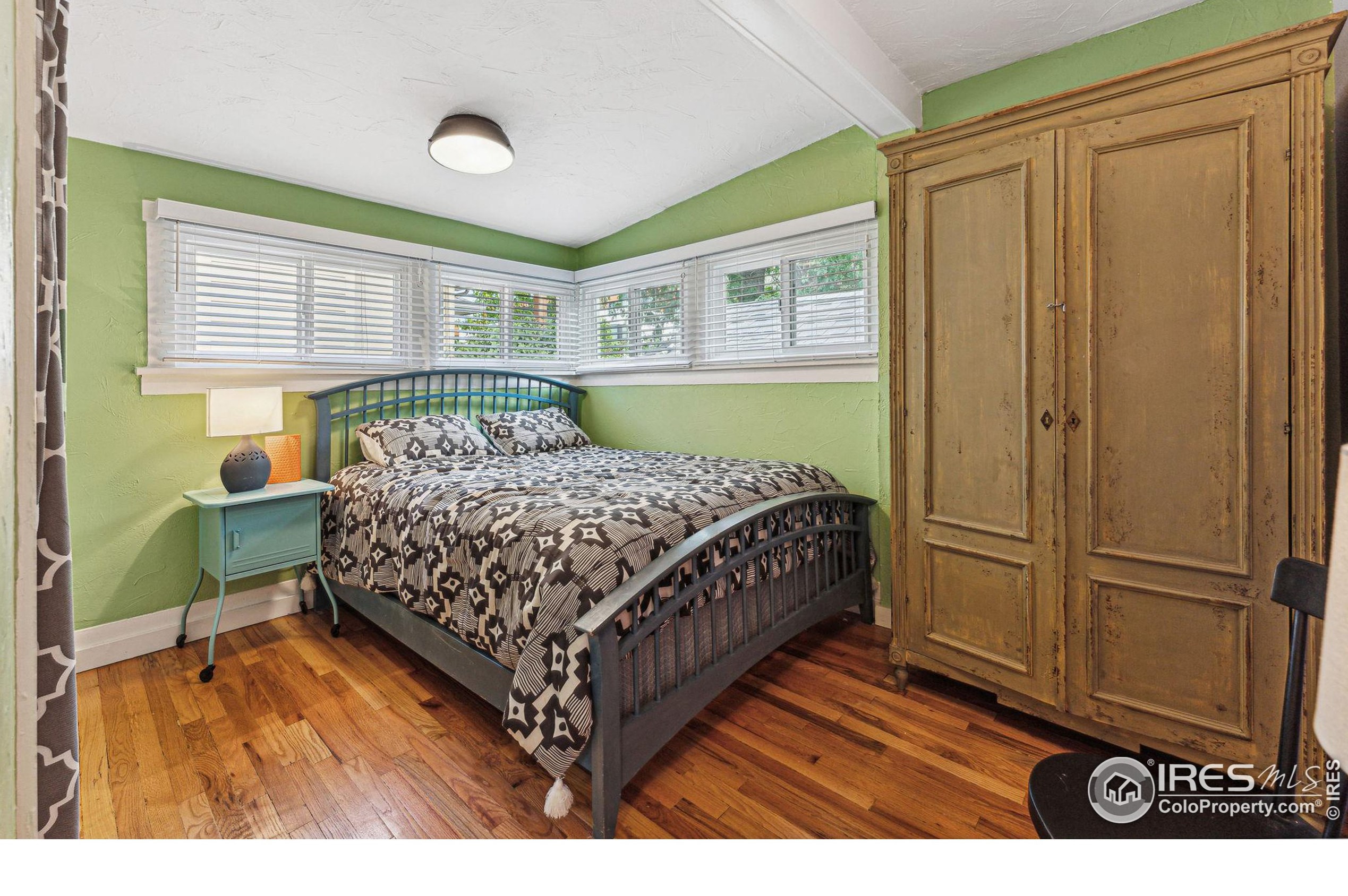 2247 Walnut St, Boulder CO 80302-4618 exterior