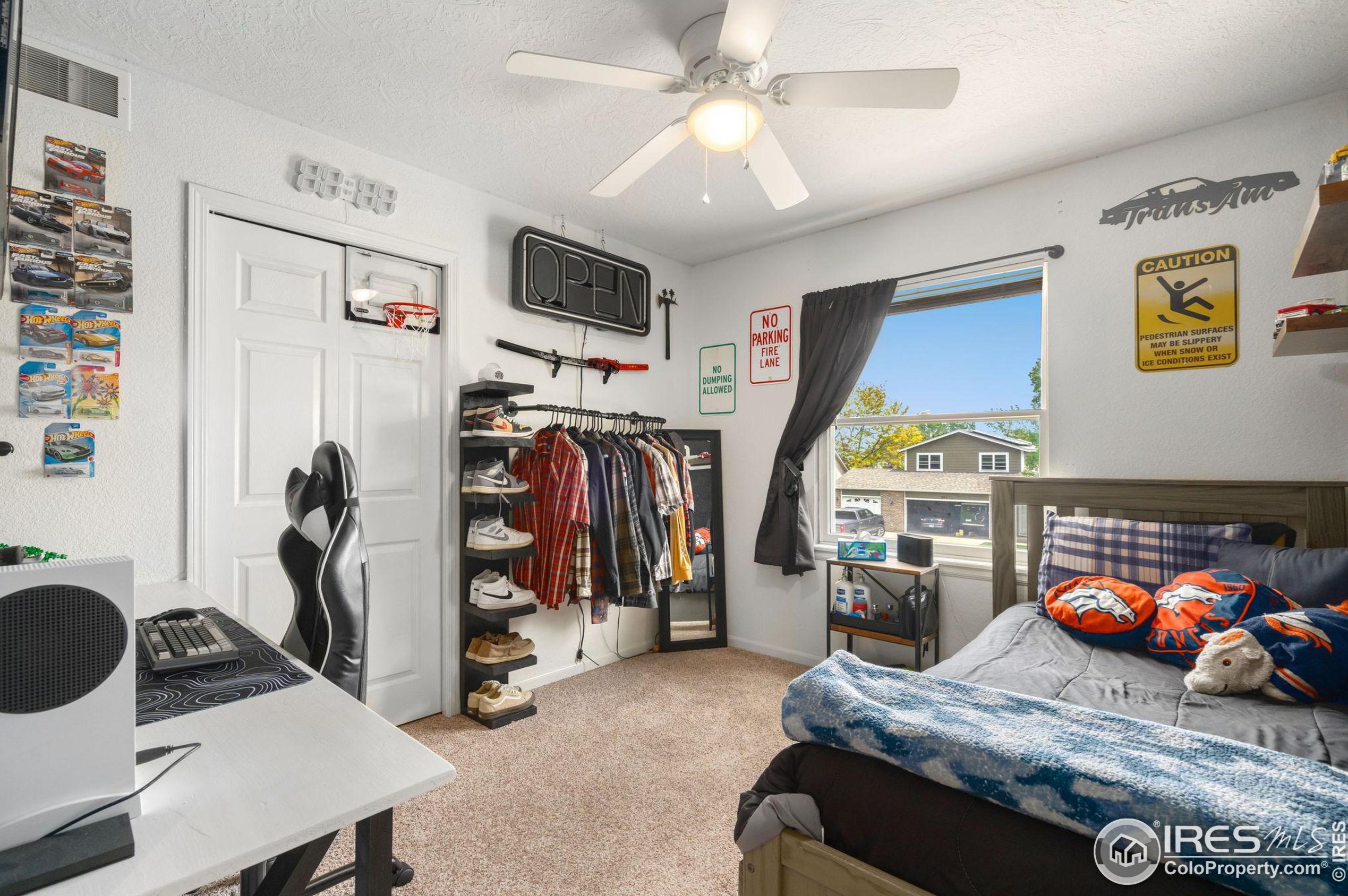 301 49th Ave, Greeley CO  80634-4319 exterior