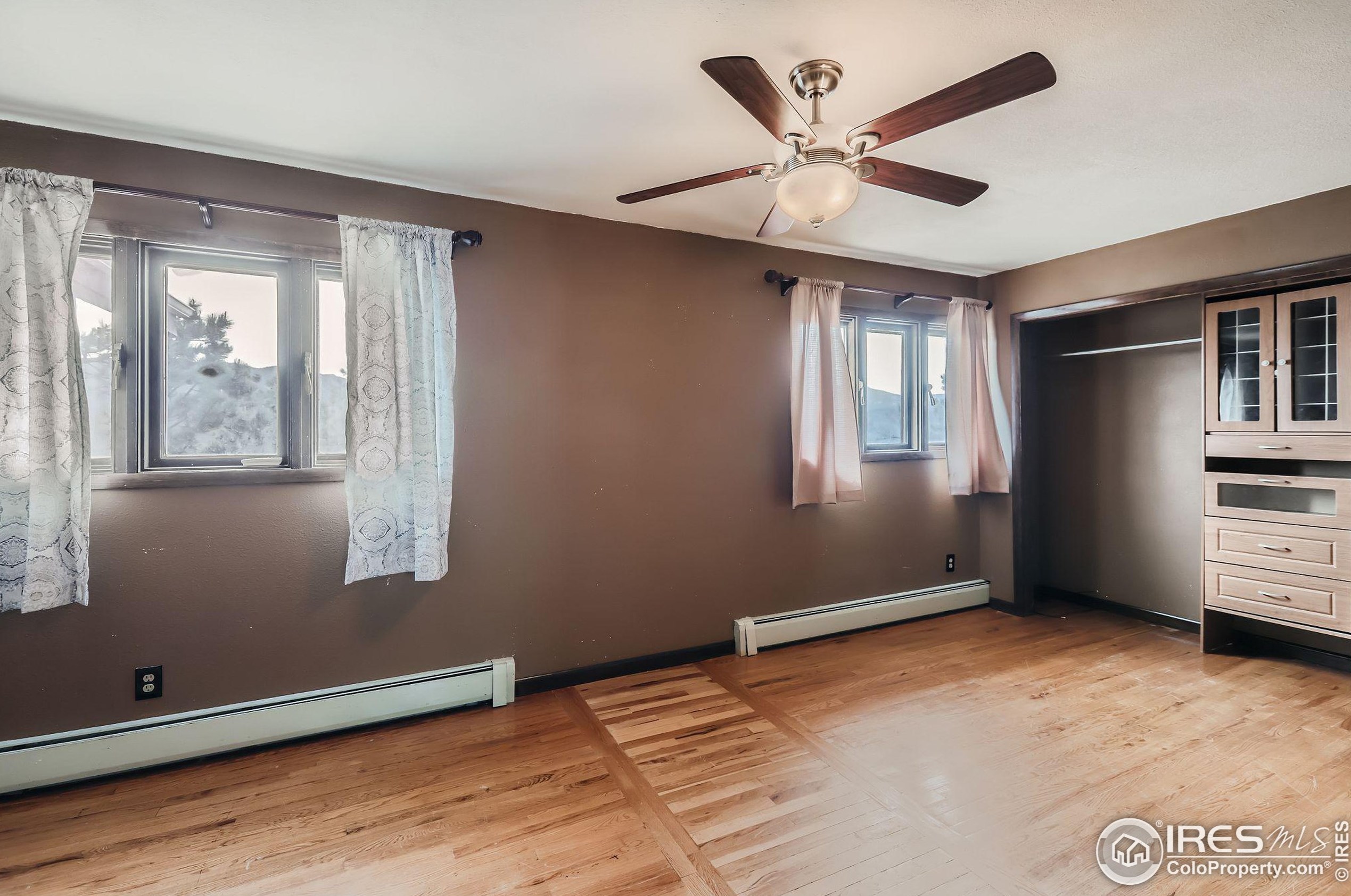 4225 Fawn Trl, Loveland CO 80537-8300 exterior