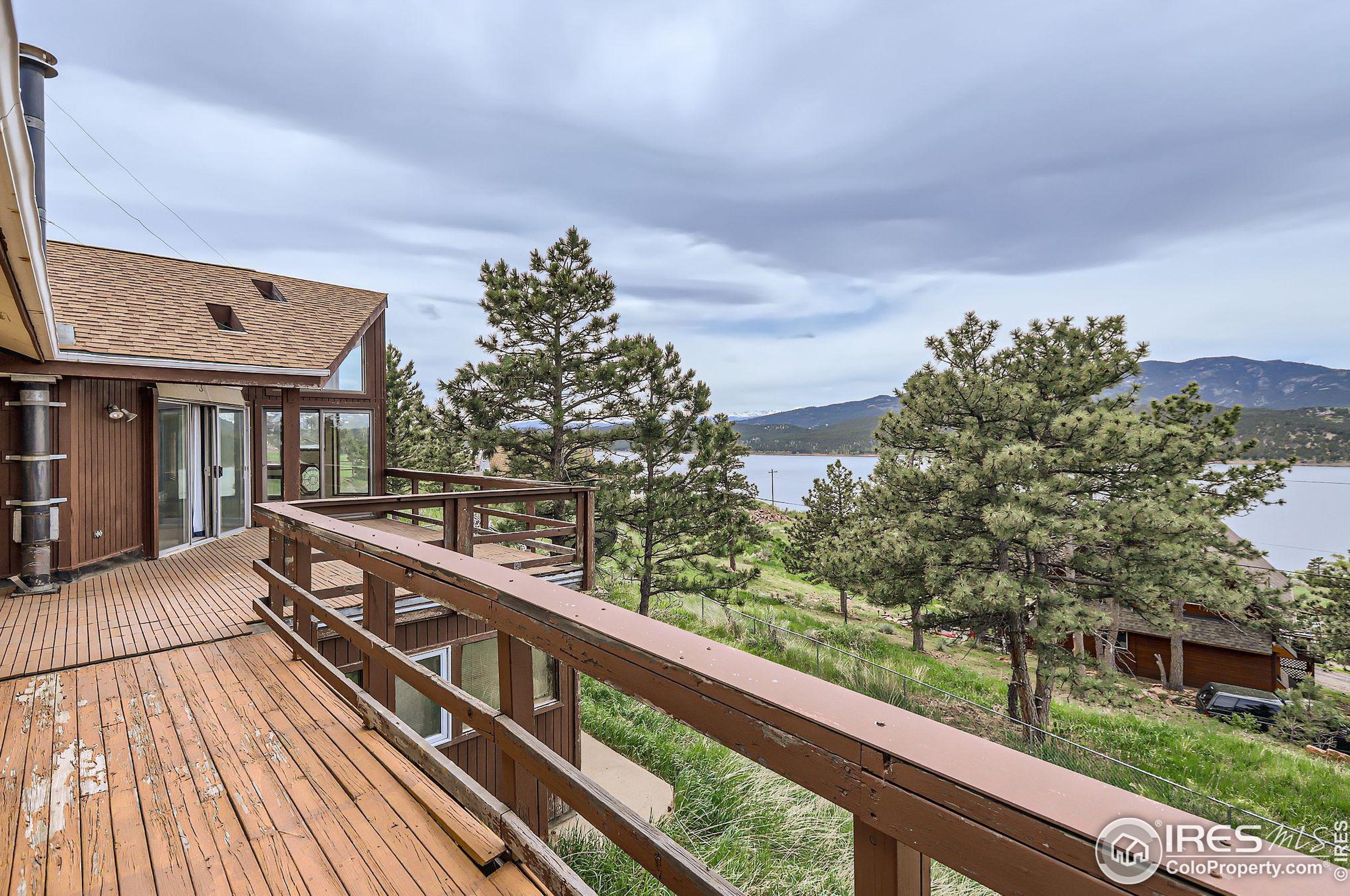 4225 Fawn Trl, Loveland CO 80537-8300 exterior