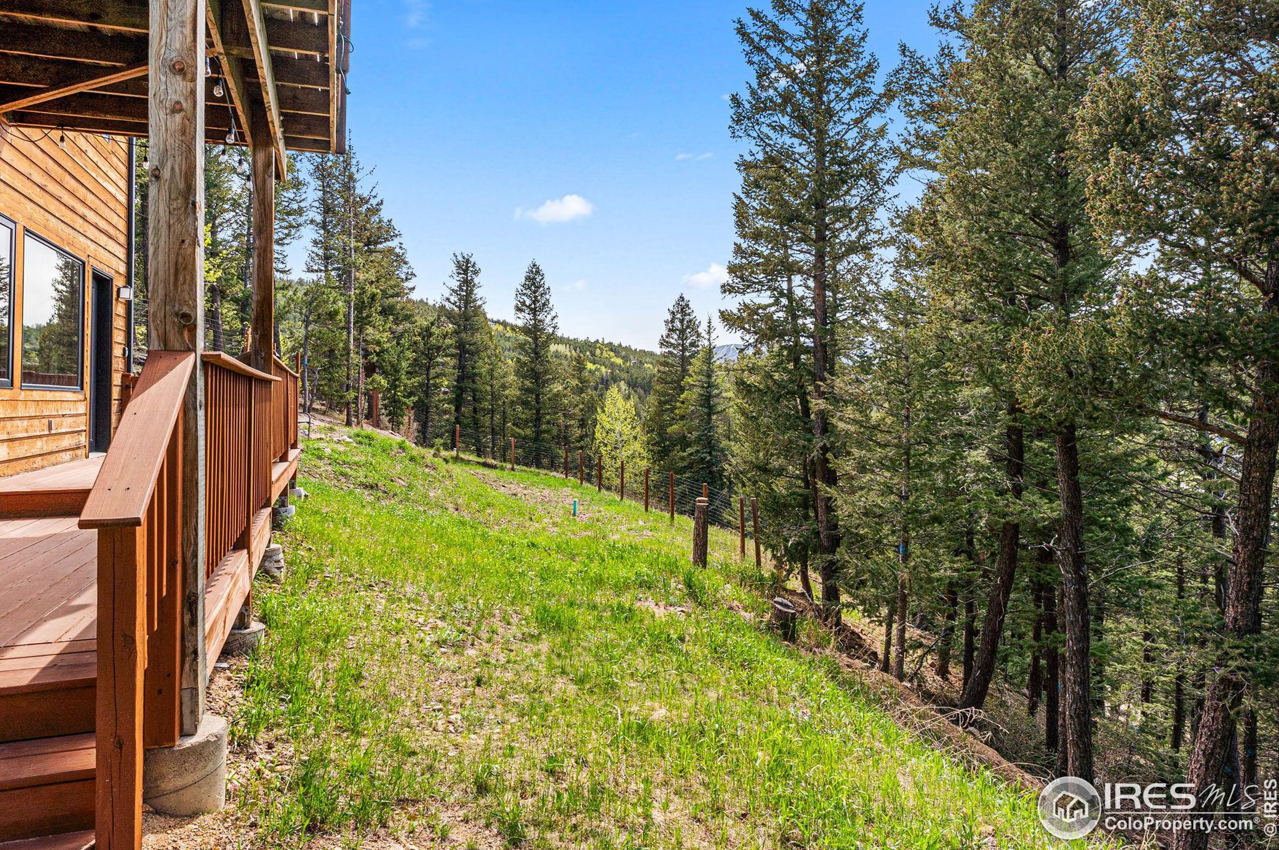 91 Pinecliff Trl, Nederland CO 80466-9691 exterior