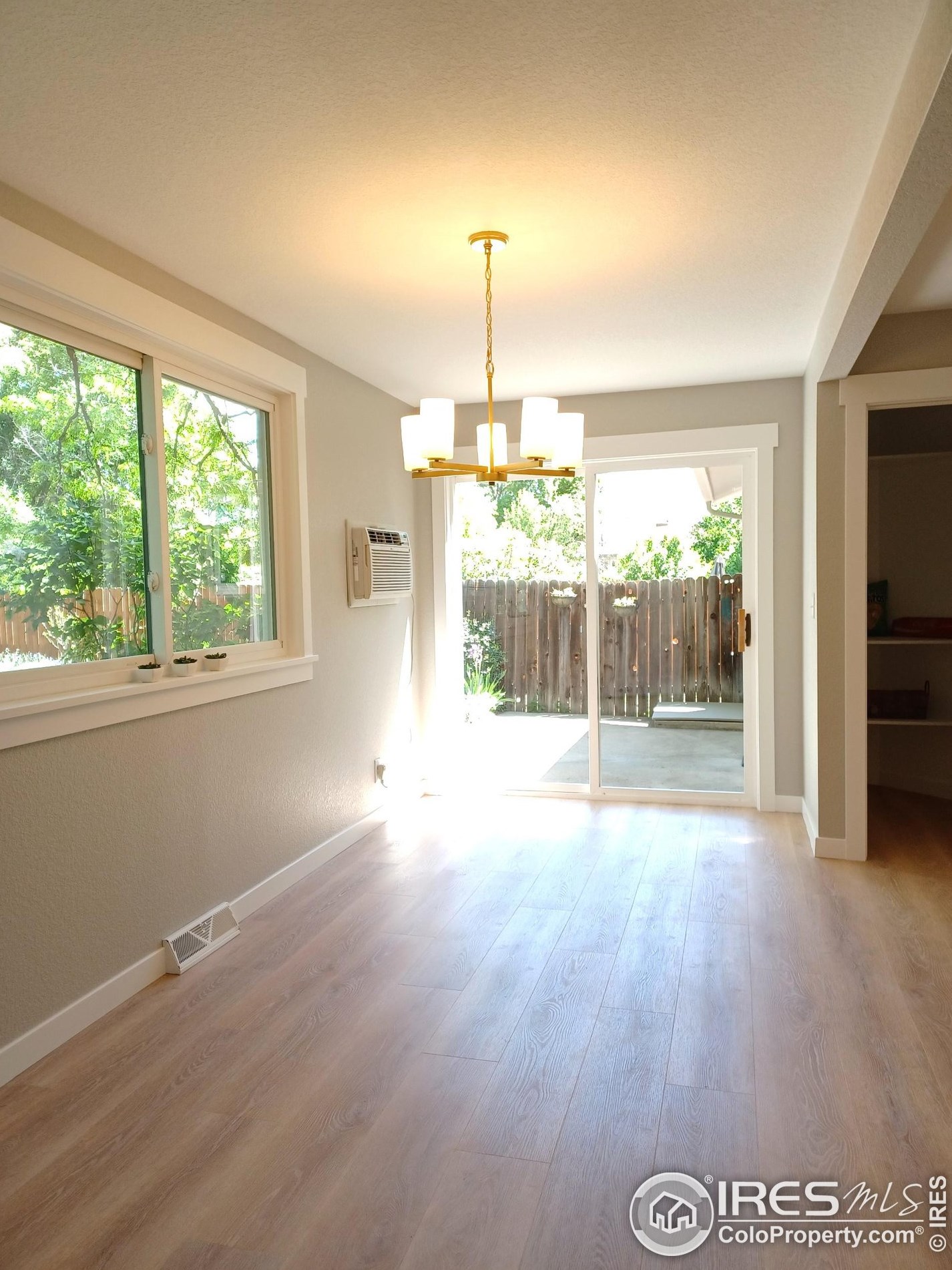 1065 Coffman St, Longmont CO  80501-4340 exterior