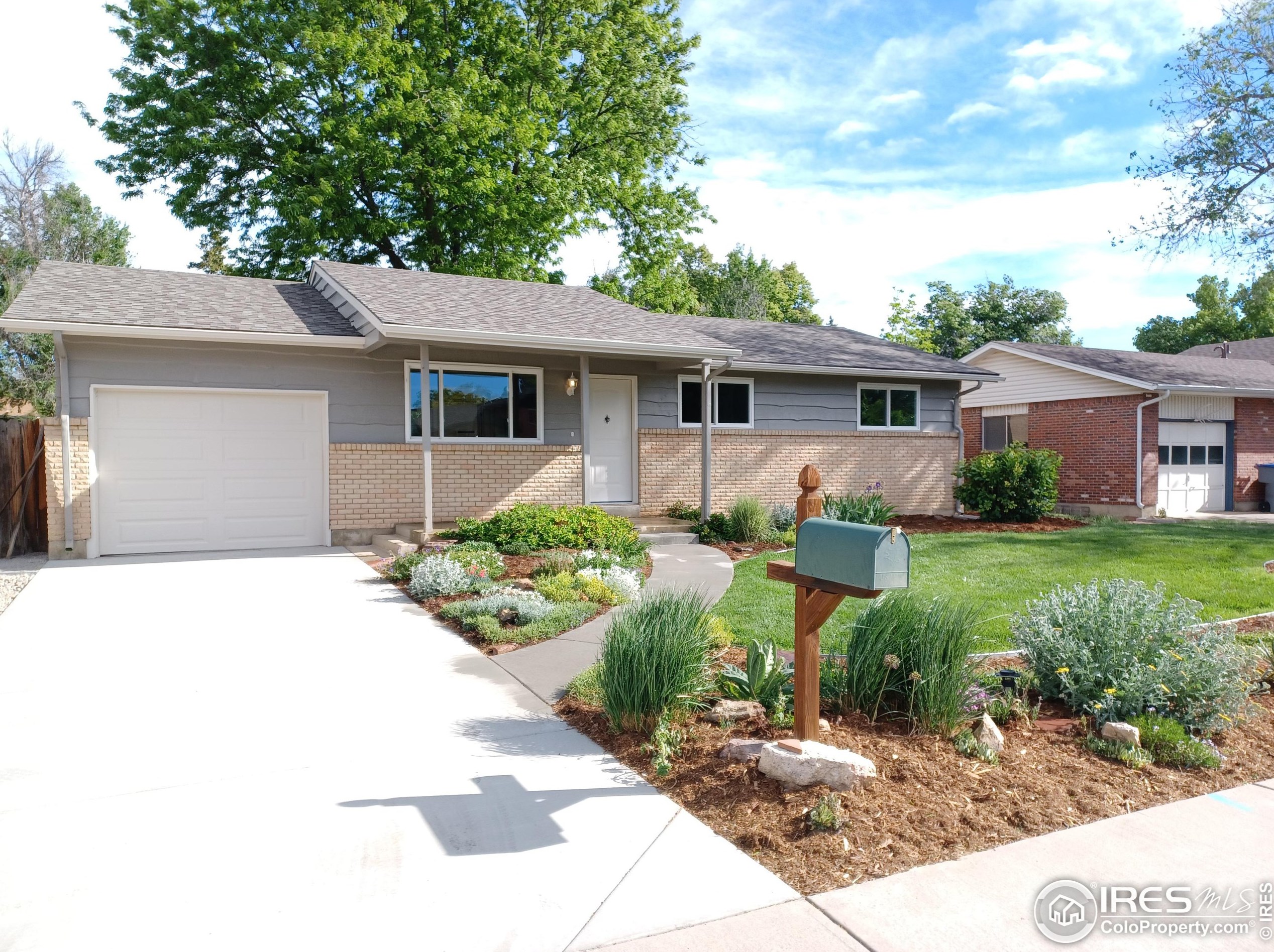 1065 Coffman St, Longmont CO  80501-4340 exterior