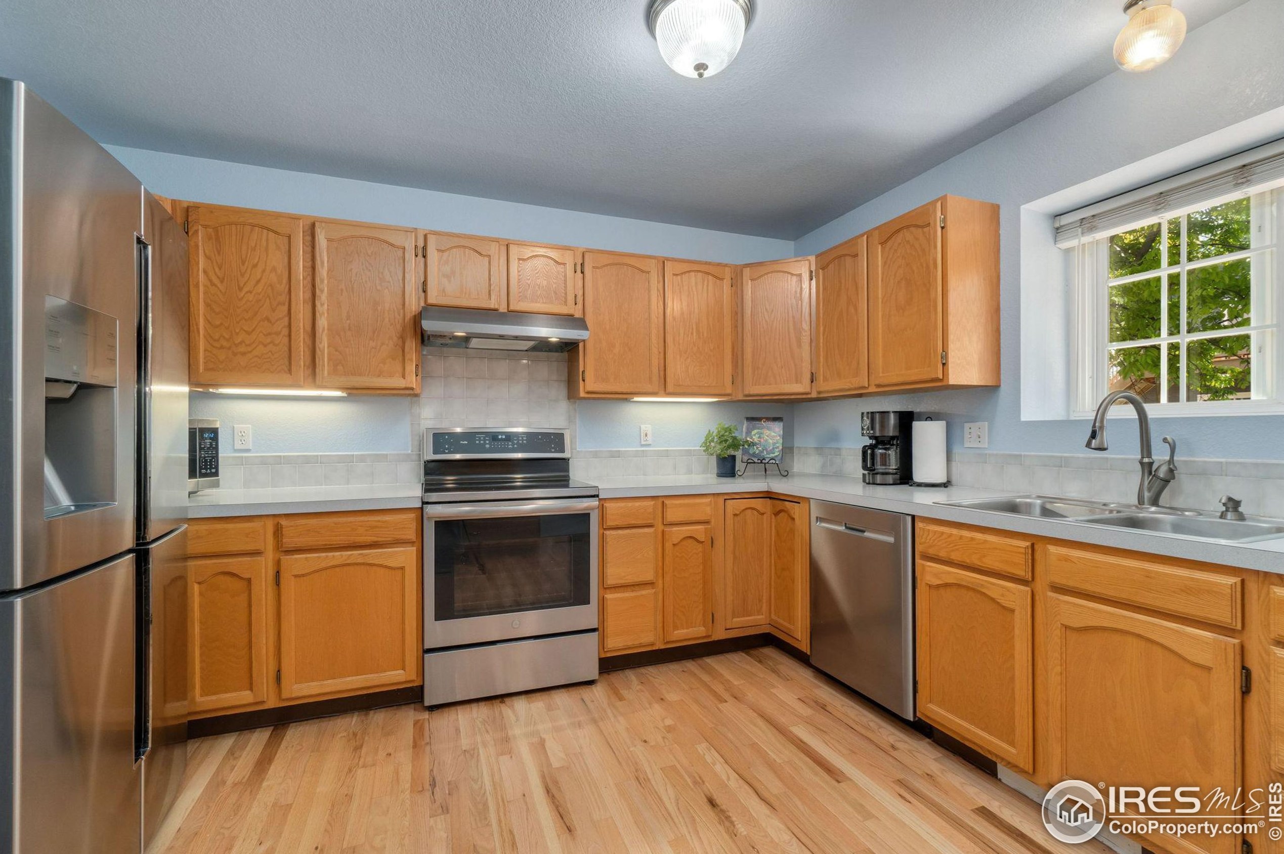 1915 Sunlight Dr, Longmont CO 80504-1973 exterior