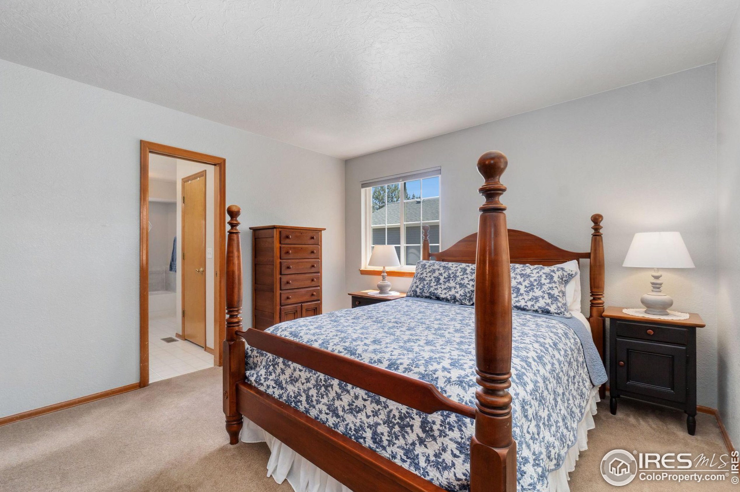 1915 Sunlight Dr, Longmont CO 80504-1973 exterior