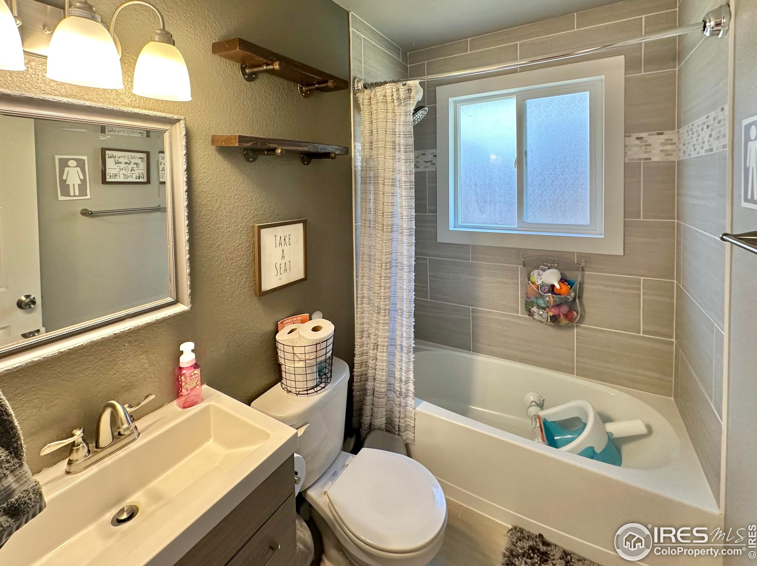 430 30 Ave, Greeley CO 80634-2654 exterior