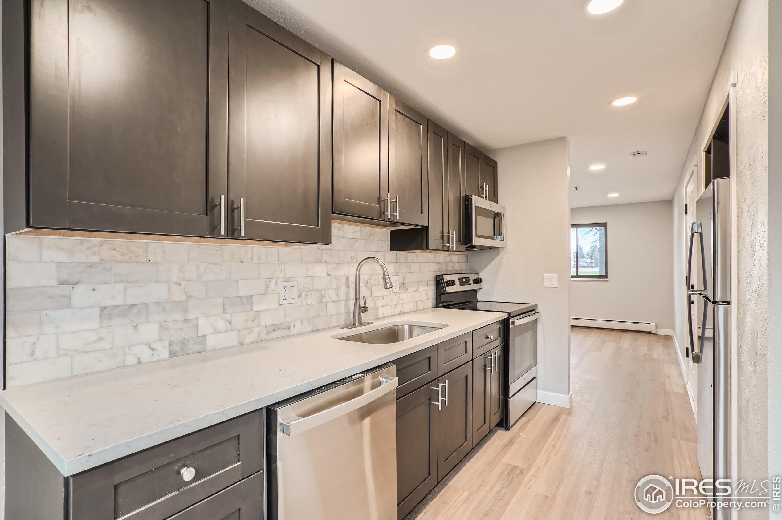 435 Manhattan Dr, Boulder CO 80303-4242 exterior