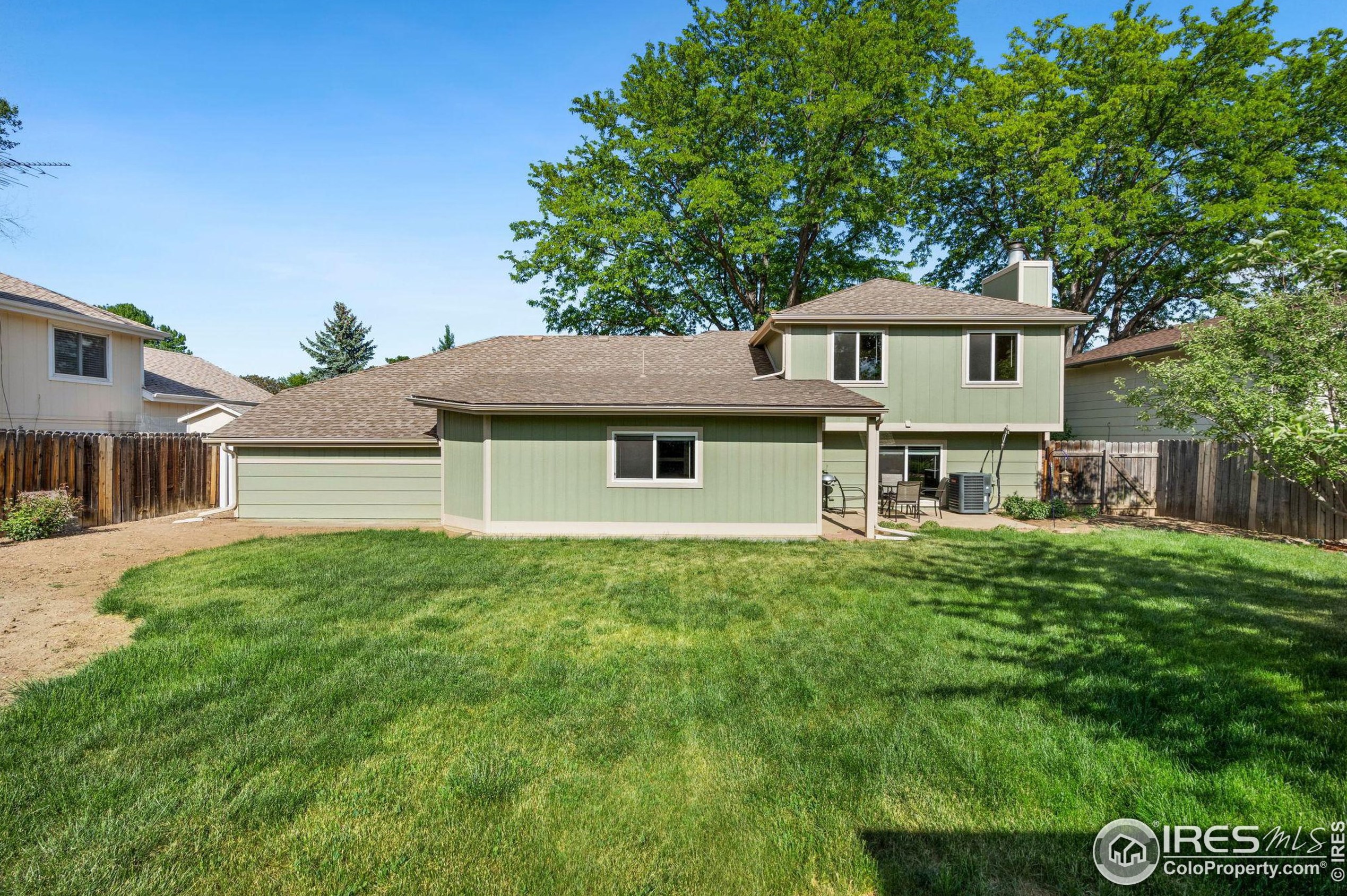 2421 Albany Ave, Loveland CO 80538-4117 exterior