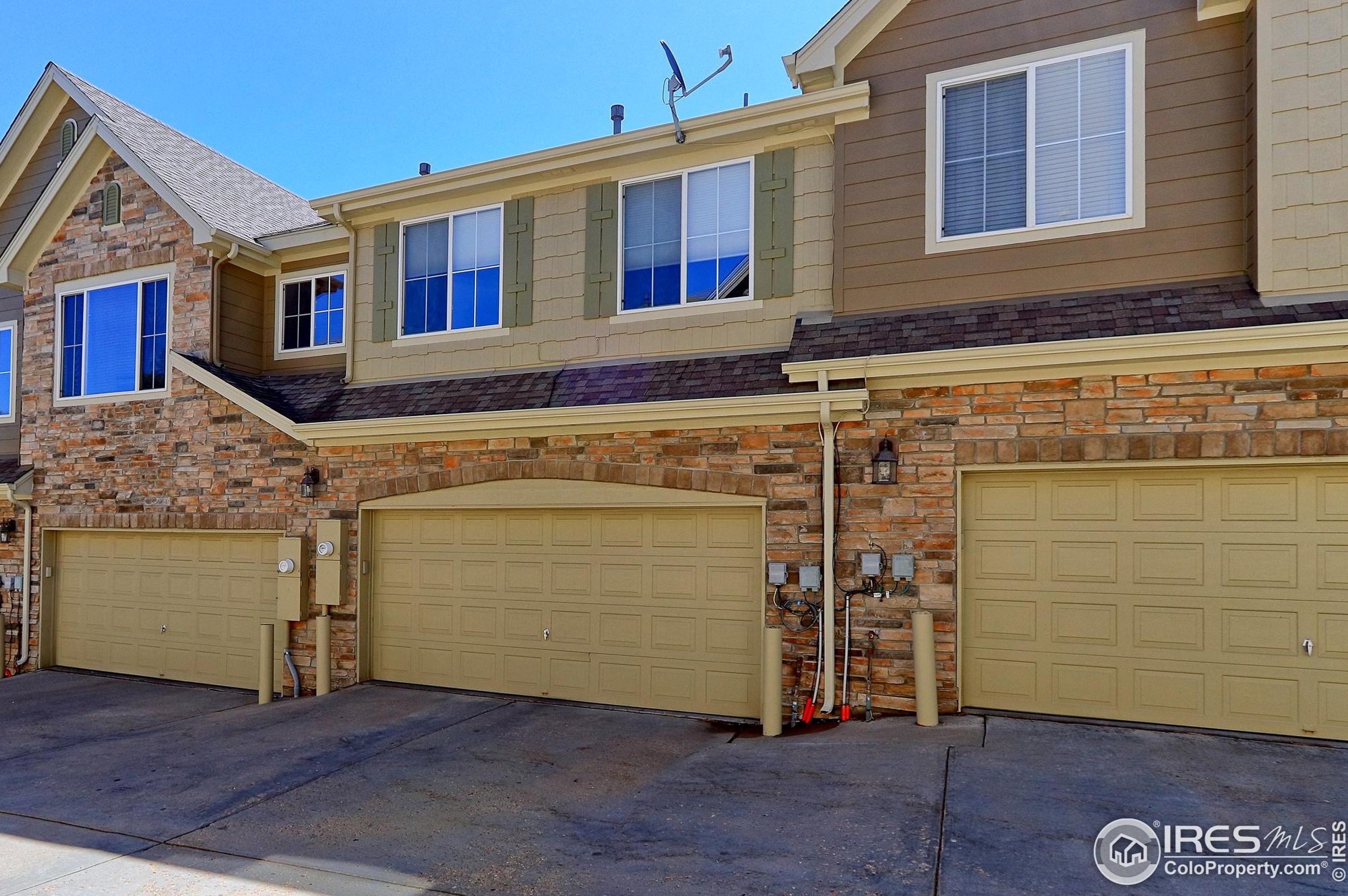 11242 Osage Cir, Northglenn CO  80234-4780 exterior