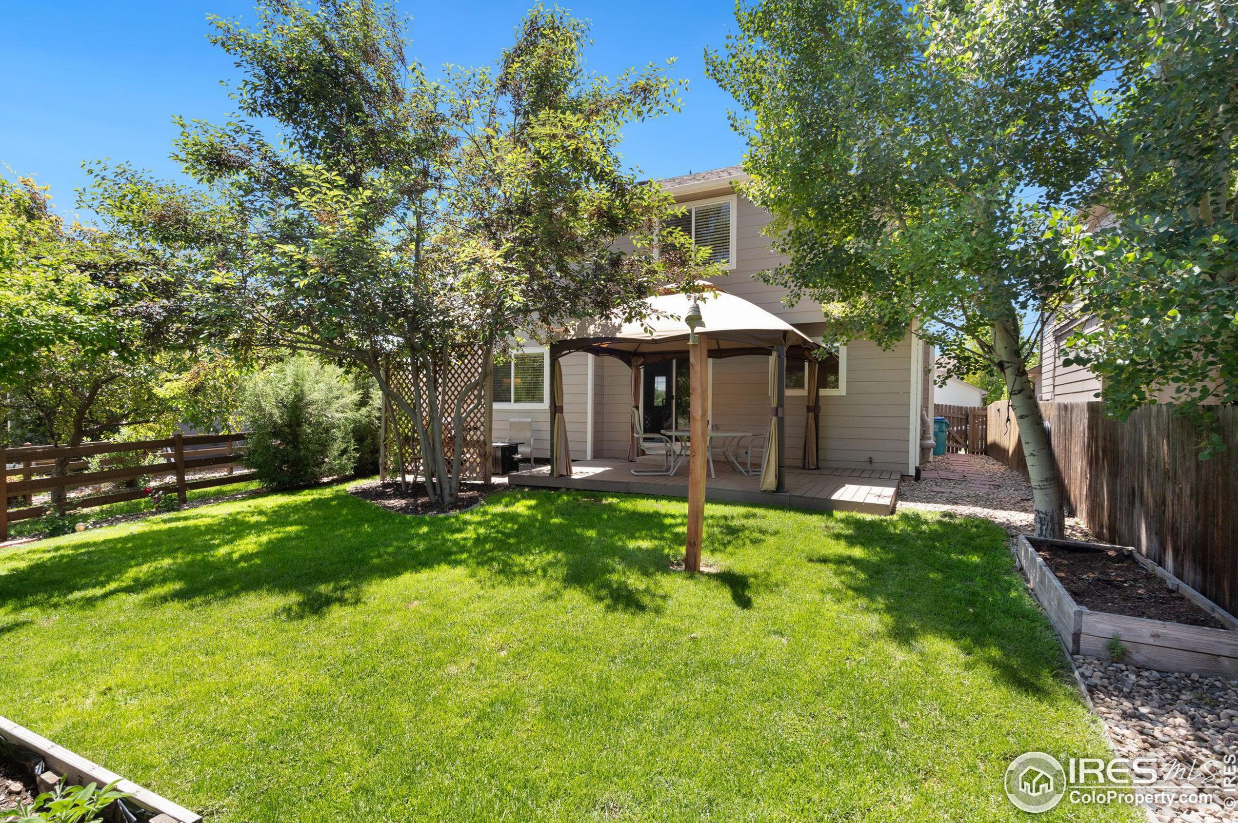 450 Peyton Dr, Fort Collins CO  80525-8259 exterior