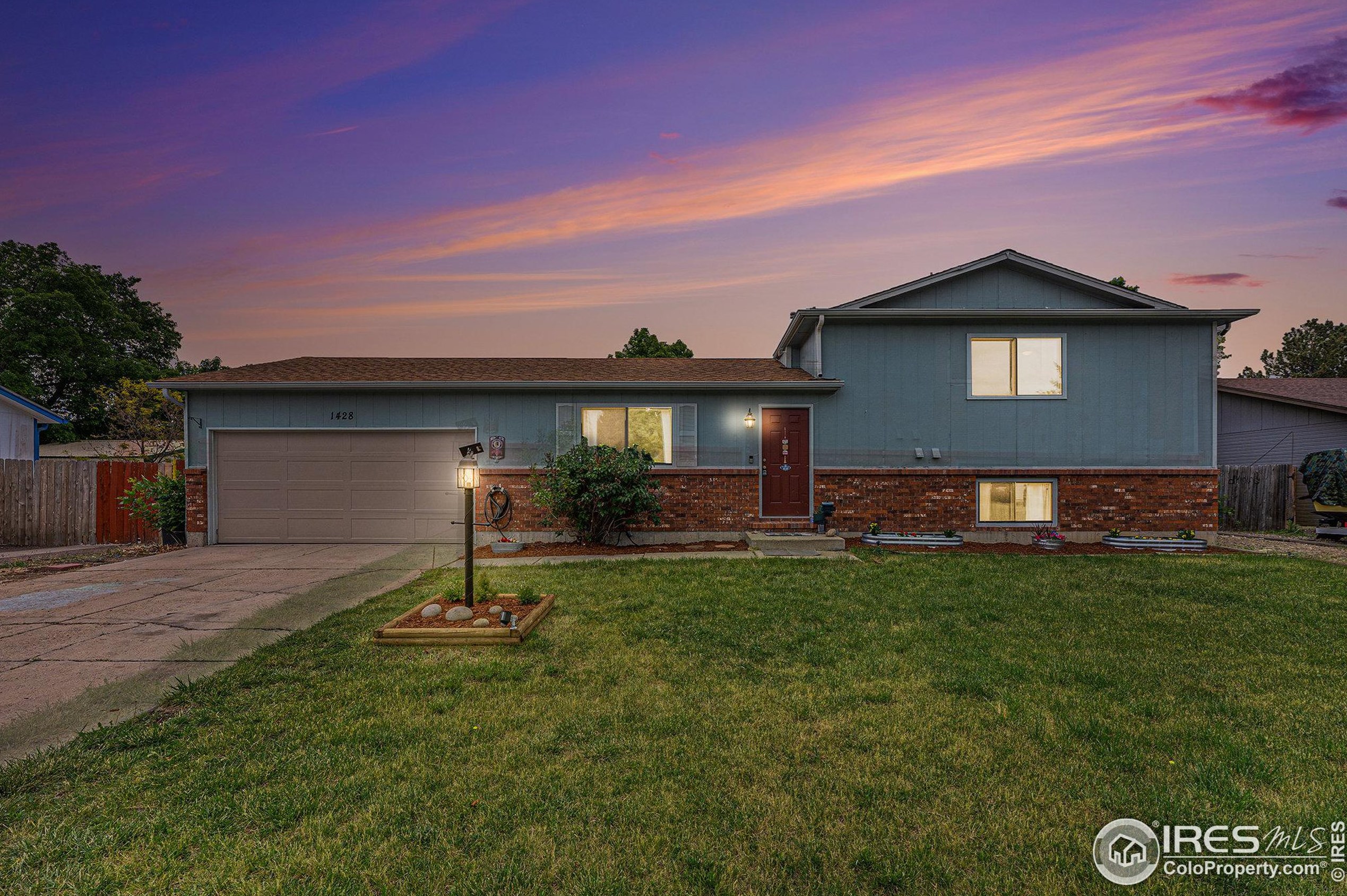 1428 Avondale Pl, Loveland CO exterior