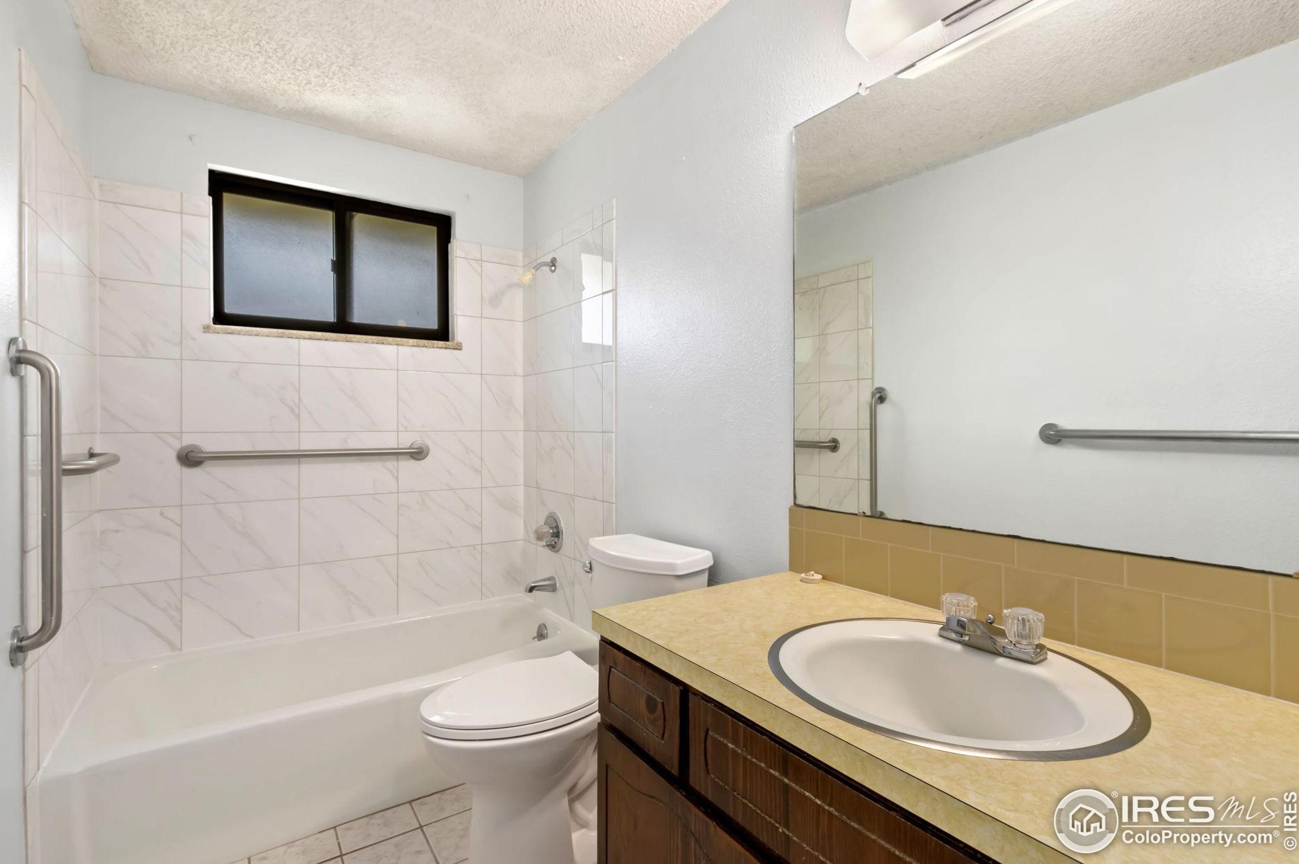 2009 Blue Mesa Ct, Loveland CO 80538-4187 exterior