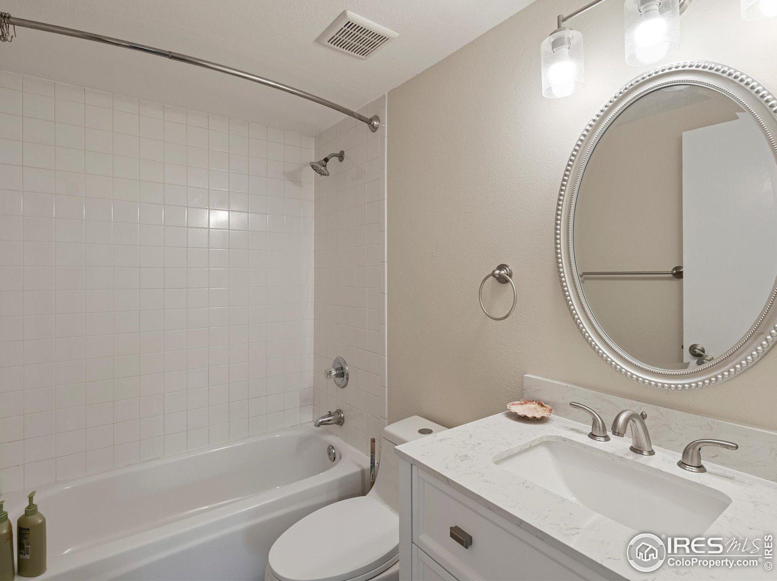 1130 Country Acres Dr, Loveland CO 80534-8470 exterior