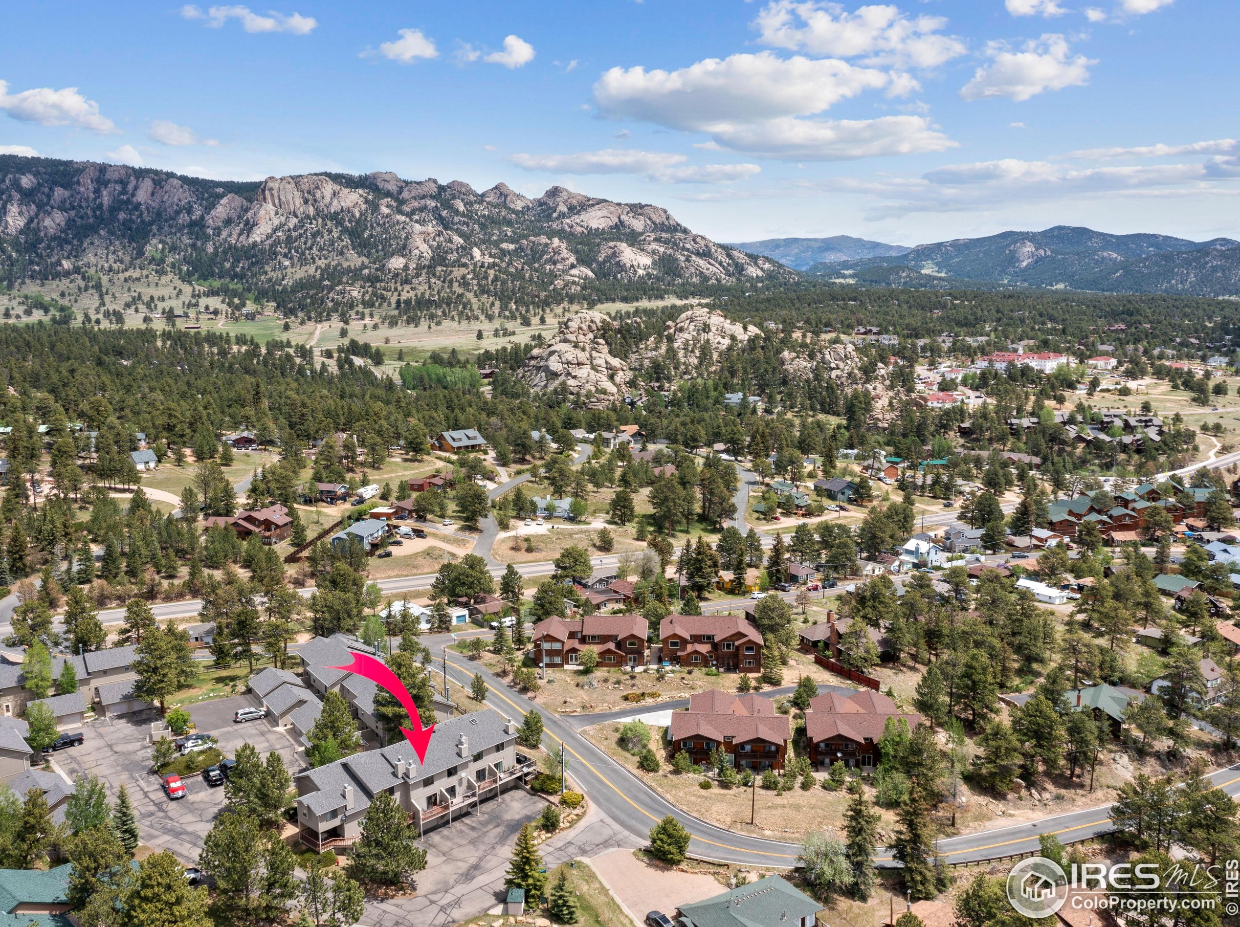 321 Big Horn Dr, Estes Park CO 80517-9003 exterior