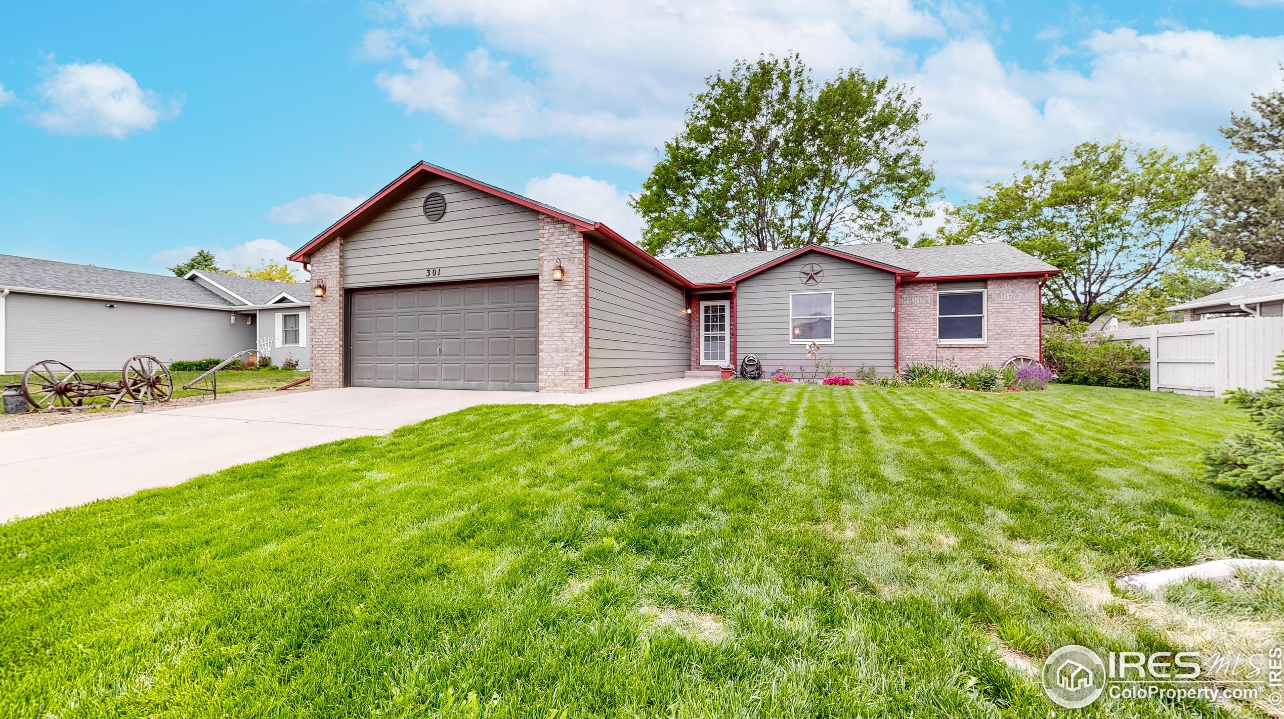 301 44th Avenue Ct, Greeley CO 80634-1091 exterior