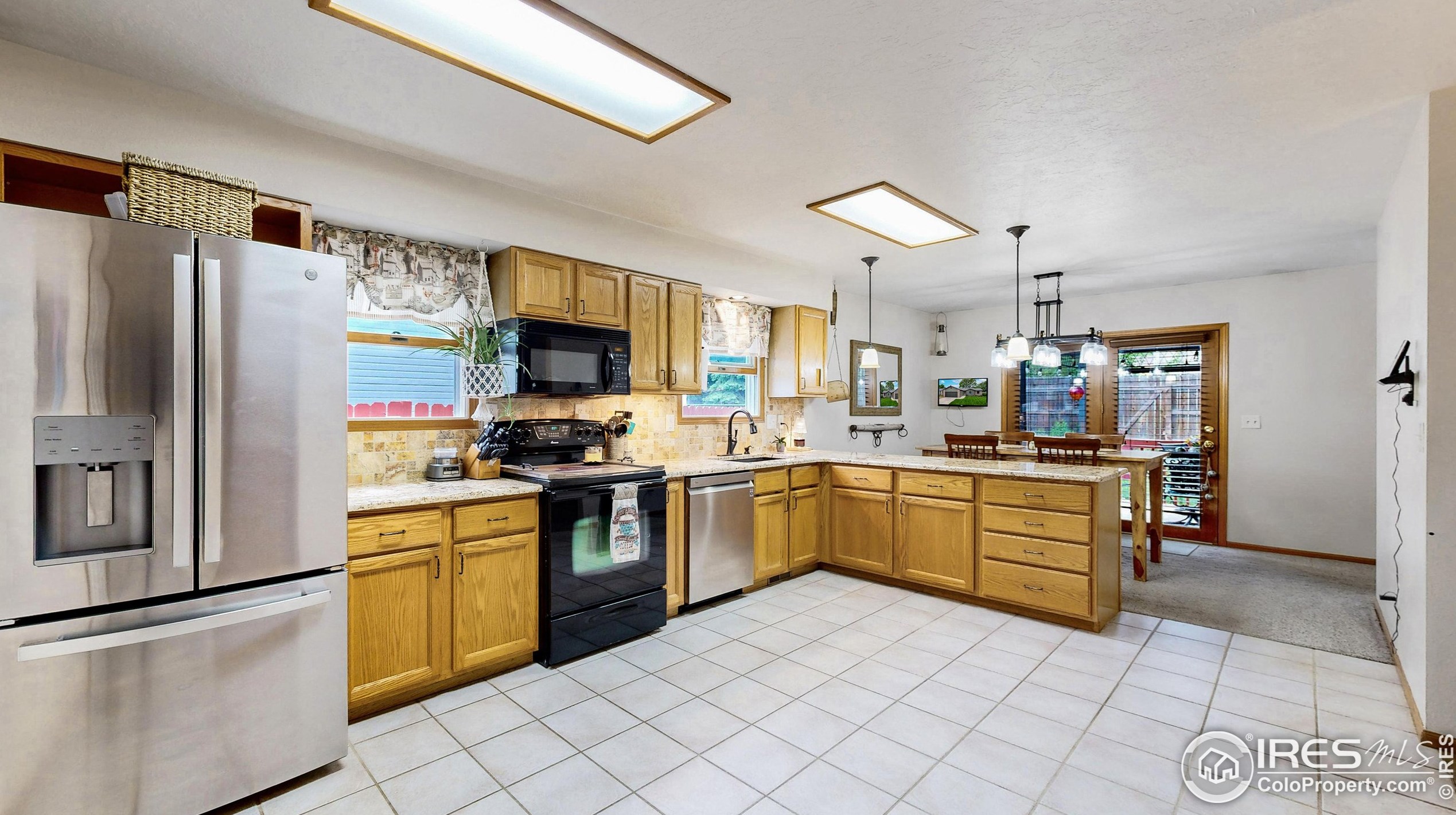 301 44th Avenue Ct, Greeley CO 80634-1091 exterior