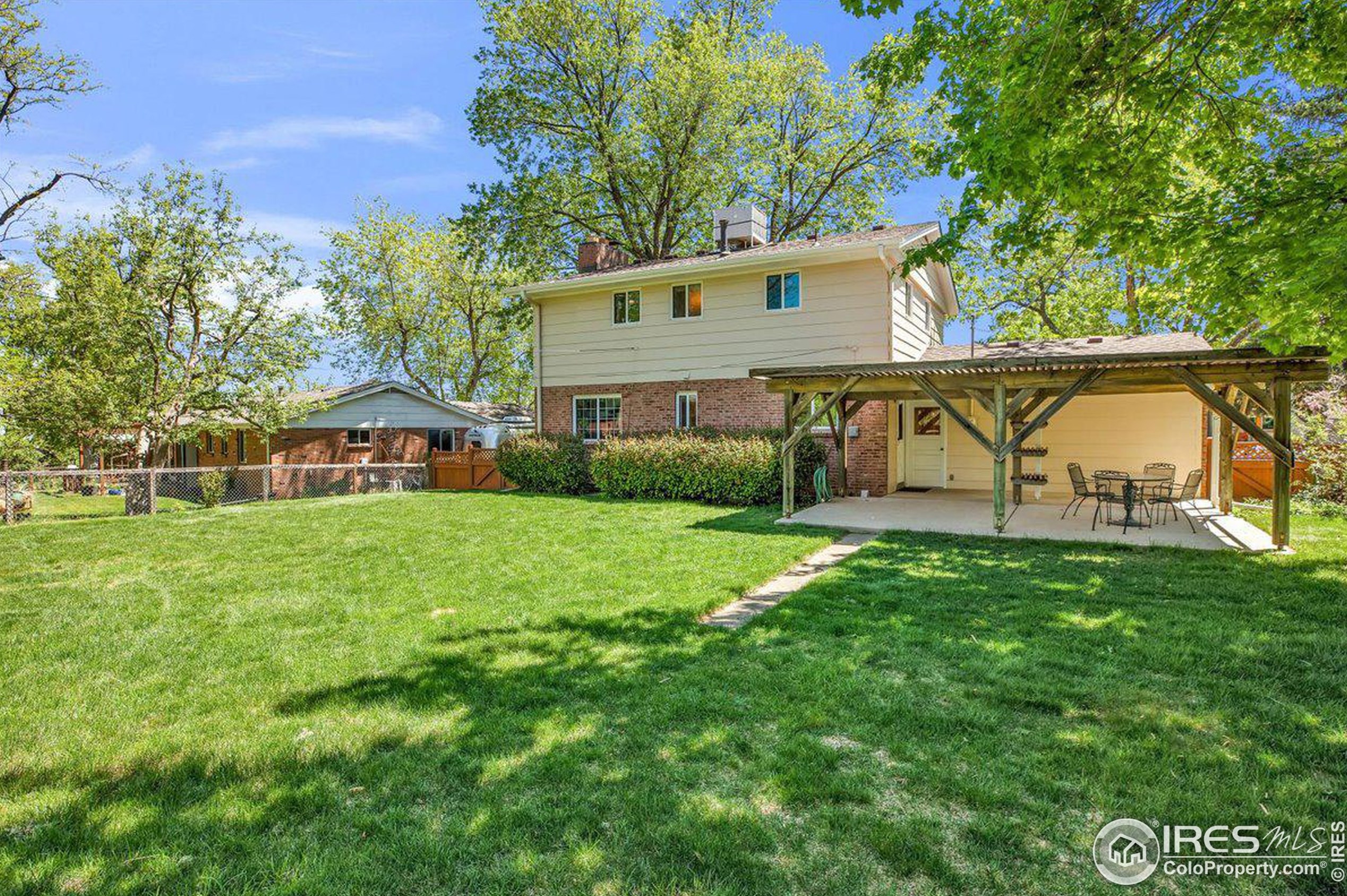 1065 Edinboro Dr, Boulder CO  80305-6430 exterior