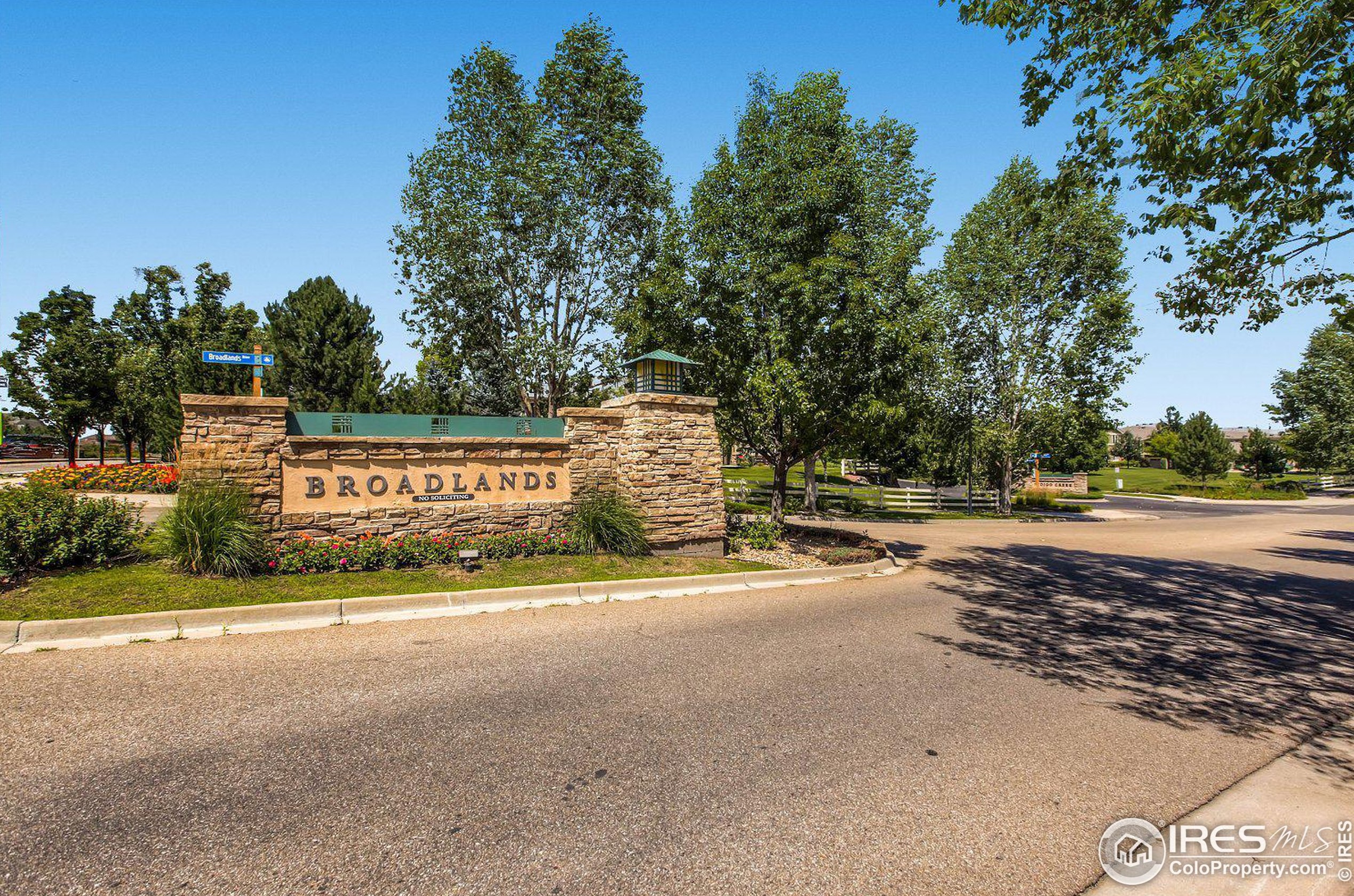 14185 Whitney Cir, Westminster CO 80023-4508 exterior