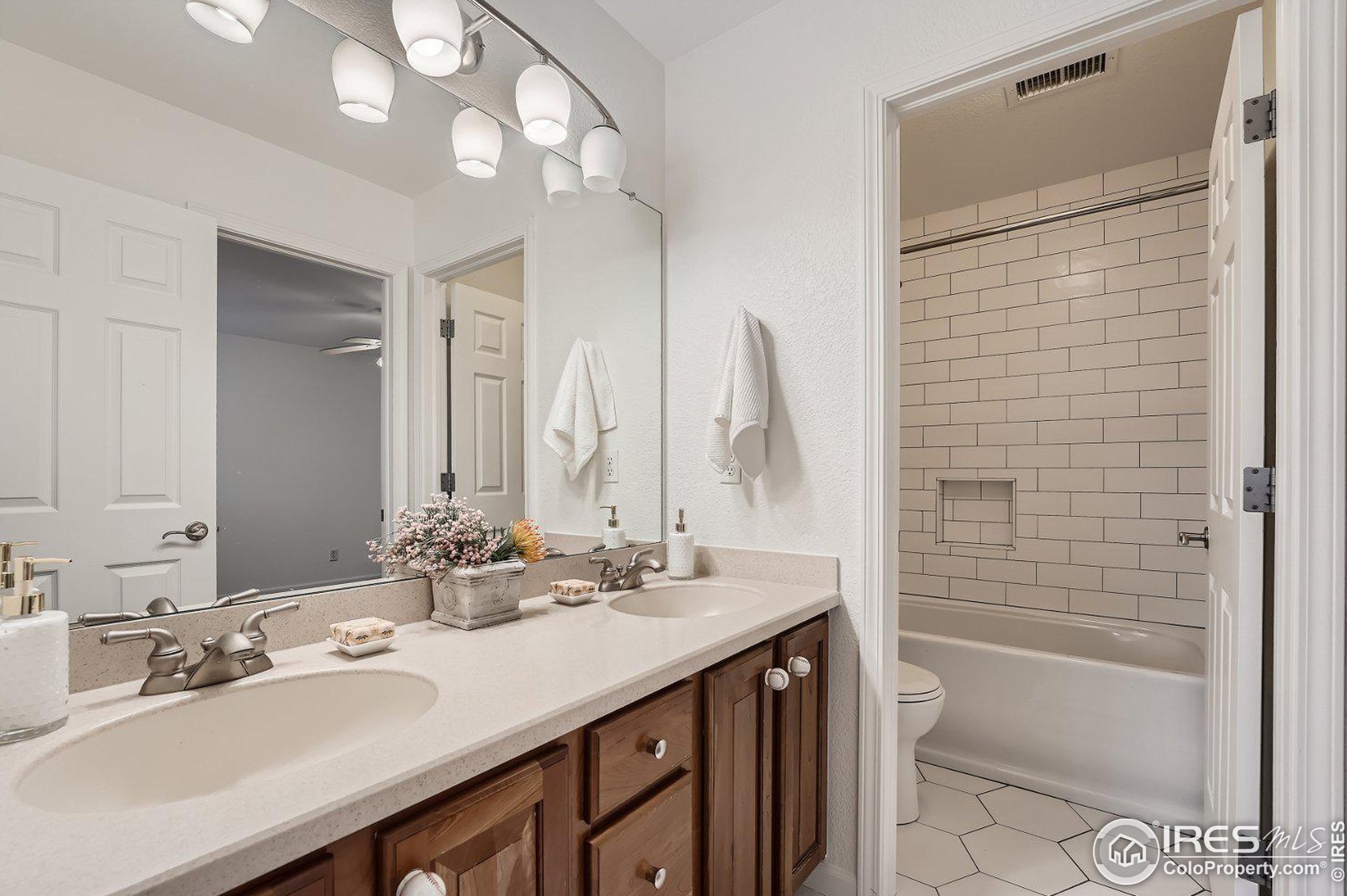 14185 Whitney Cir, Westminster CO 80023-4508 exterior