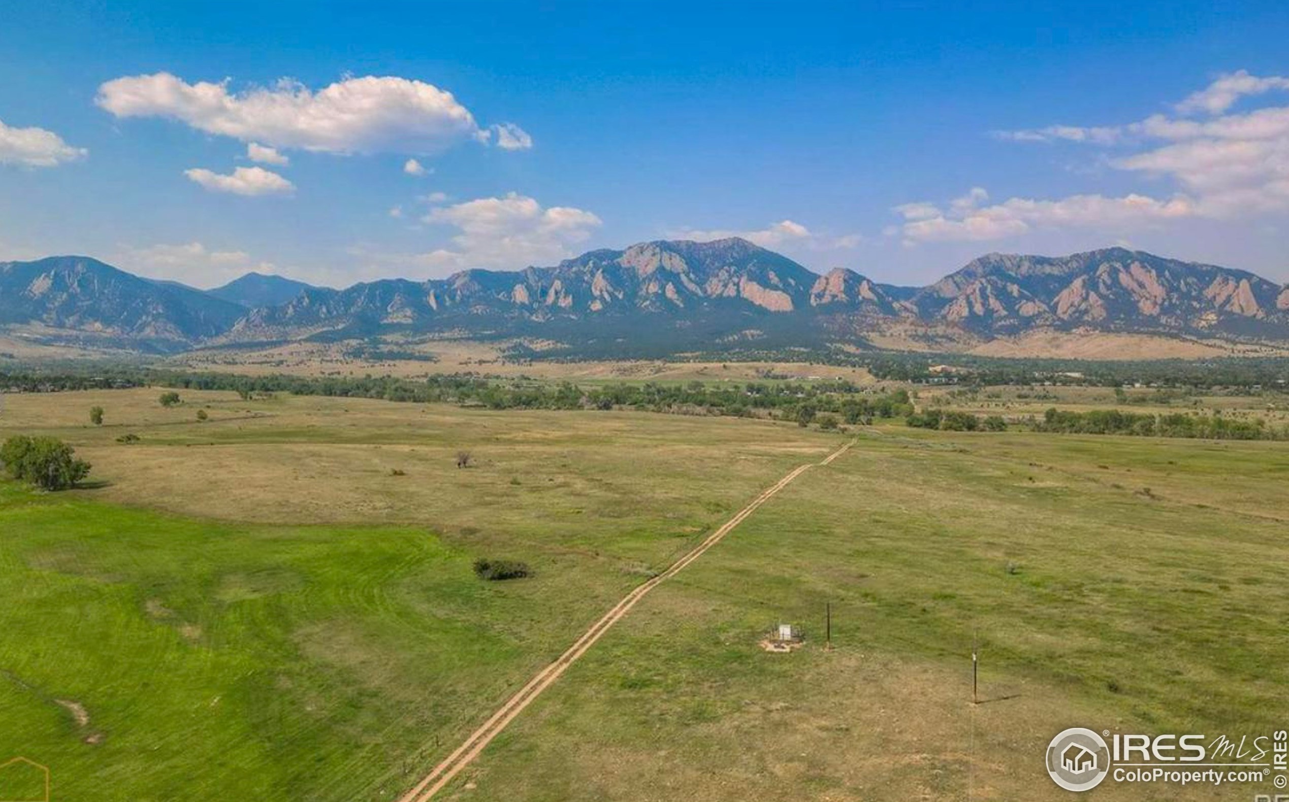 772 Cherryvale Rd, Boulder CO  80303-9707 exterior