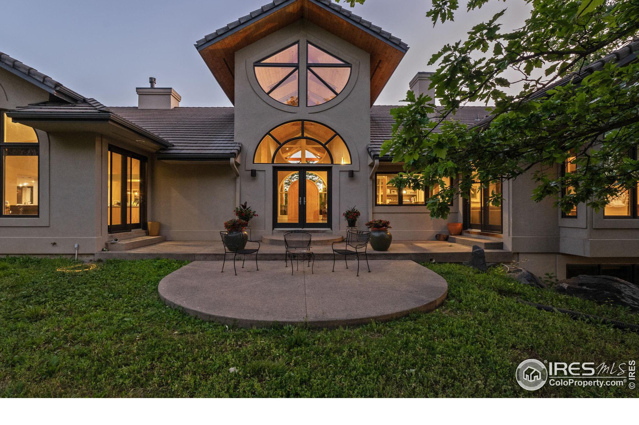 2300 Willow Crk Dr, Boulder CO  80301-5027 exterior